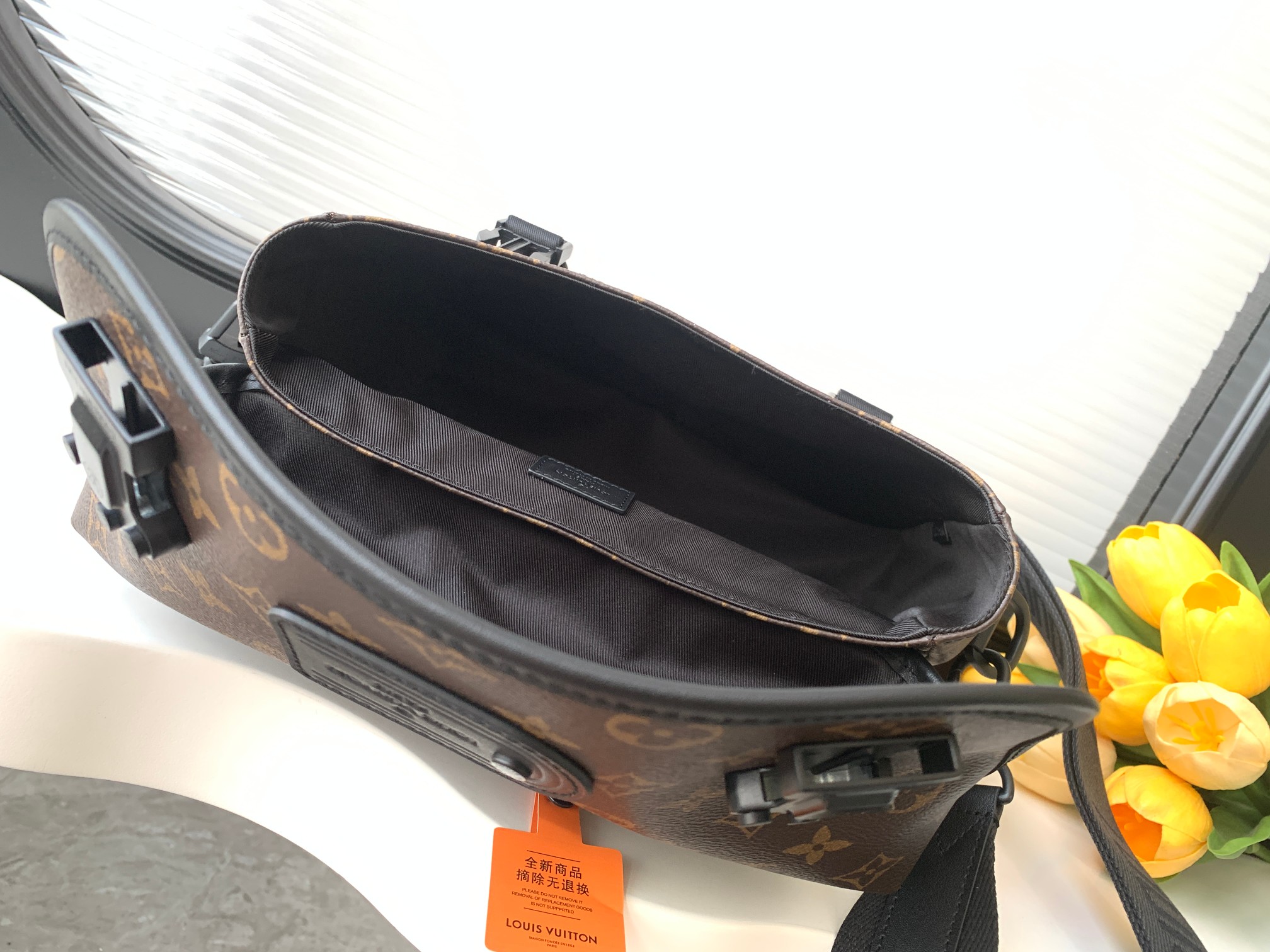 Lv Trail Messenger Bag Monogram Macassar M46972