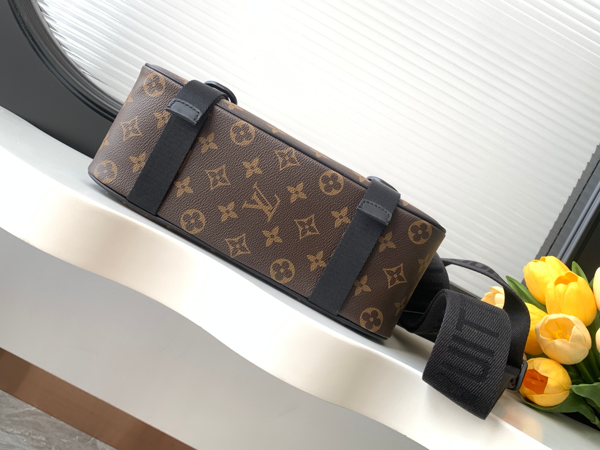Lv Trail Messenger Bag Monogram Macassar M46972