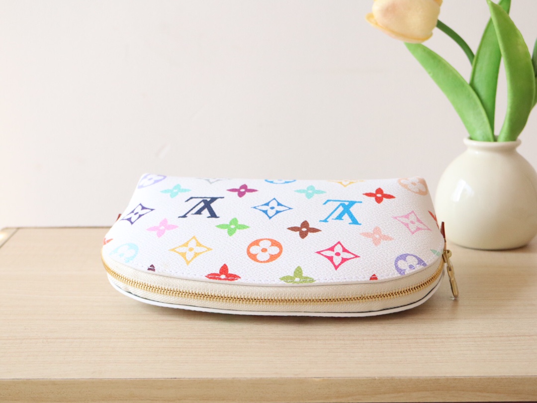 Lv X Tm Cosmetic Pouch Pm Multicolored Monogram White M13744