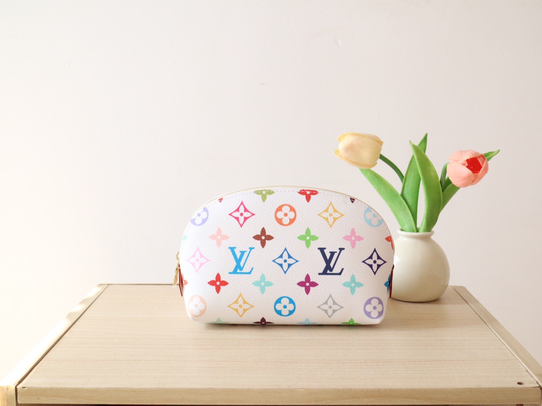 Lv X Tm Cosmetic Pouch Pm Multicolored Monogram White M13744