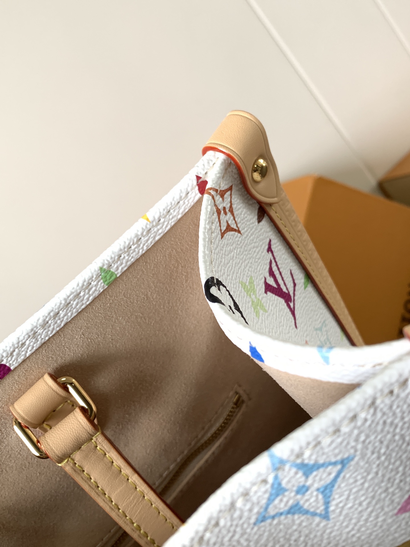 Lv X Tm Onthego Mm Multicolored Monogram Tote M13079