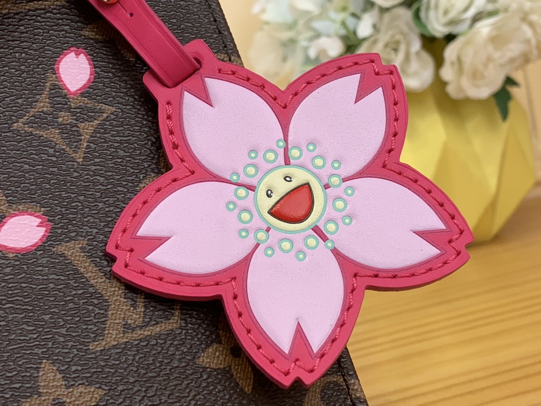 Lv X Tm Onthego Pm Cherry Blossom M13269
