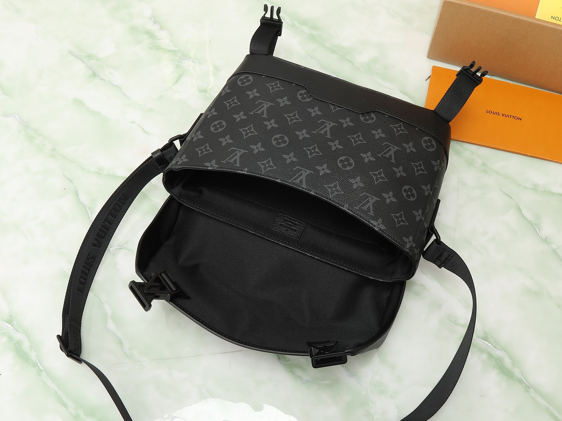 Messenger Voyager Pm Bag Black Monogram Eclips M12517