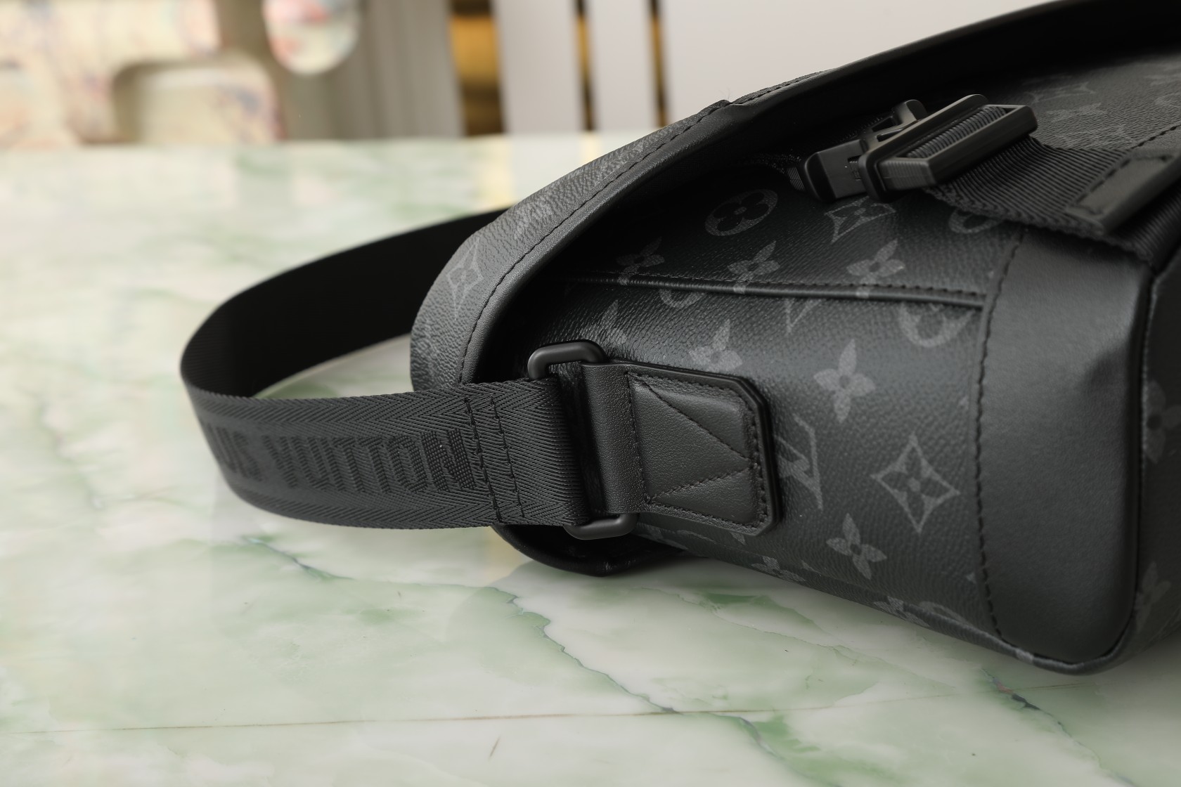 Messenger Voyager Pm Bag Black Monogram Eclips M12517