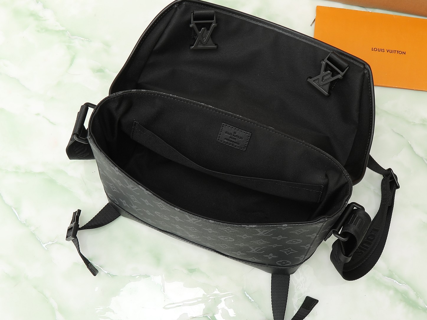 Messenger Voyager Pm Bag Black Monogram Eclips M12517