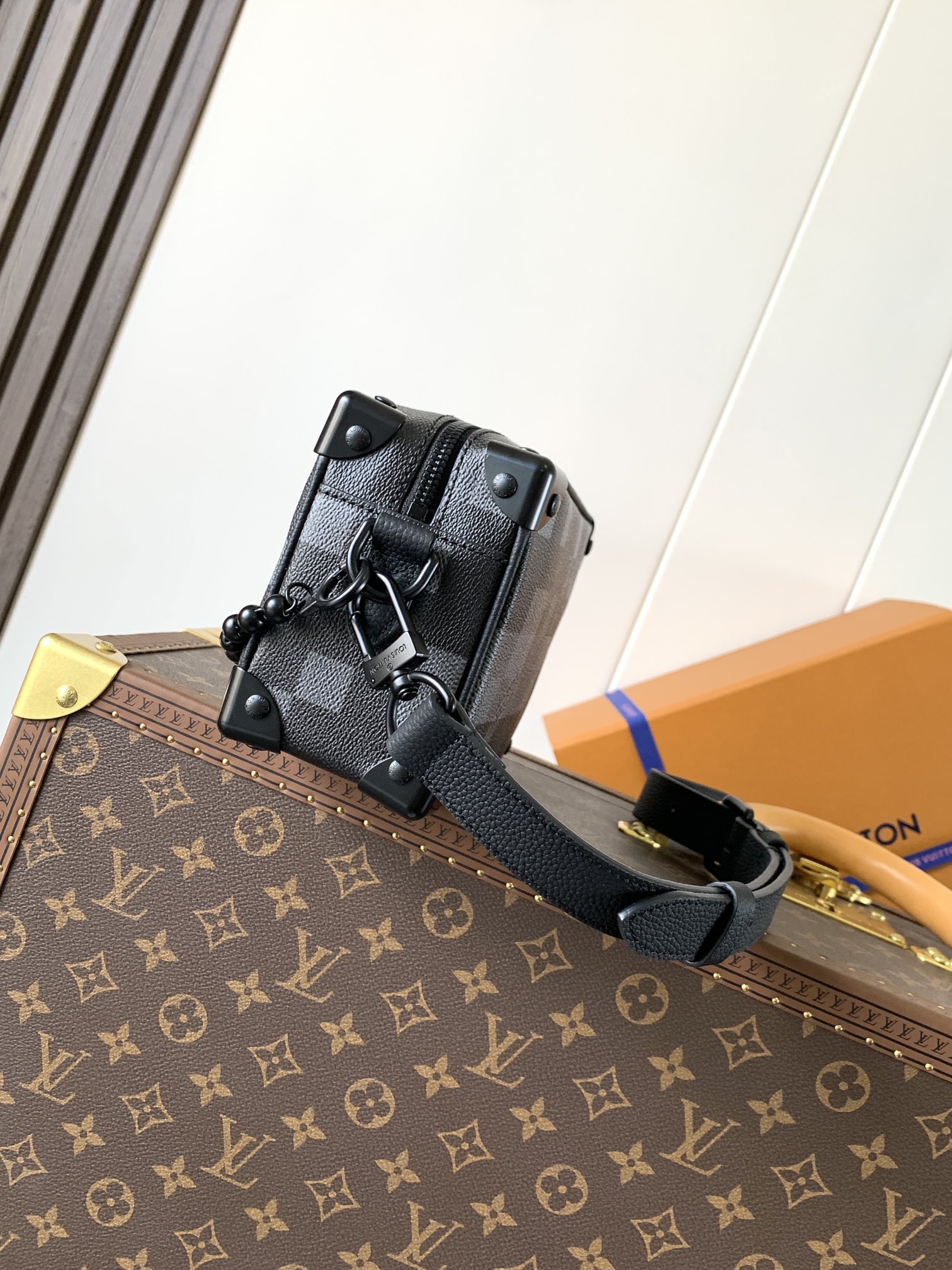 Mini Soft Trunk Bag Damoflage Black M14922