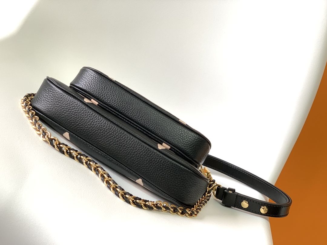 Multi Pochette Accessoires Bicolor Monogram Empreinte Leather Black M45777