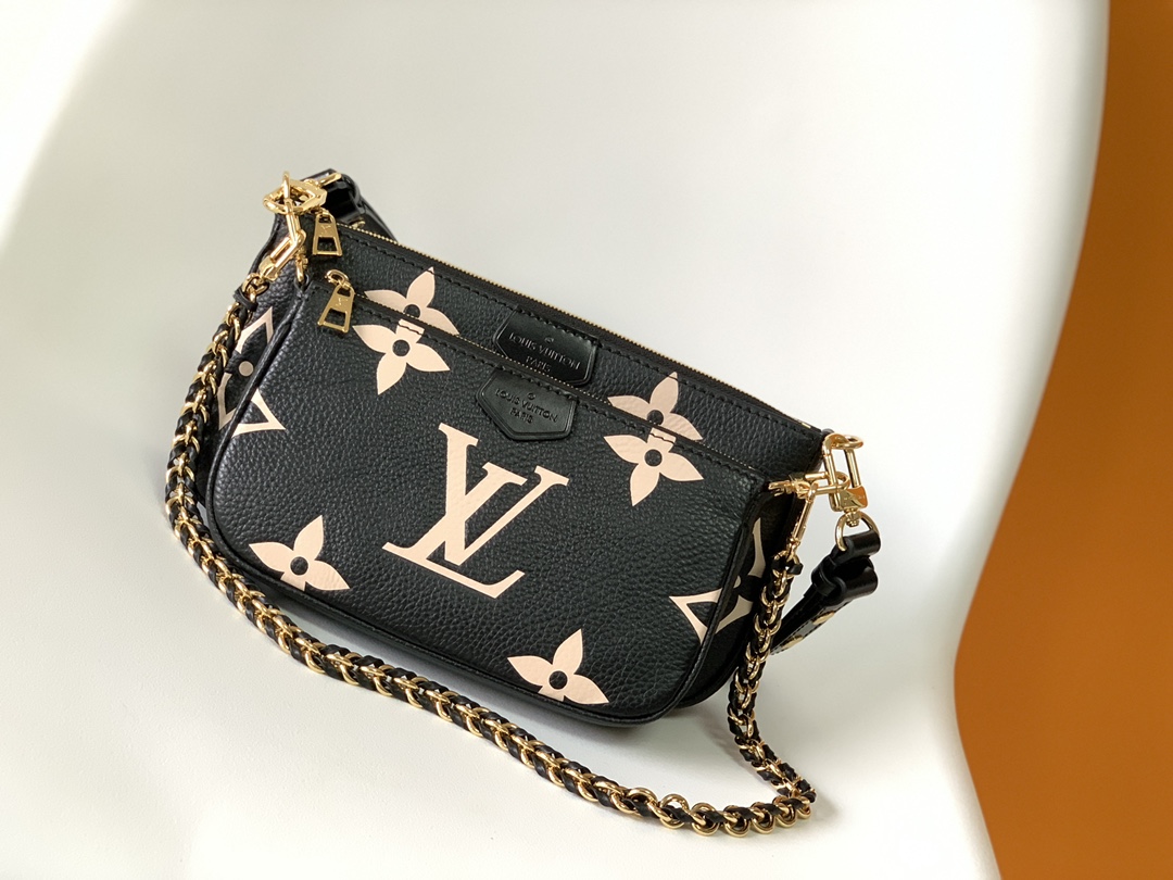 Multi Pochette Accessoires Bicolor Monogram Empreinte Leather Black M45777
