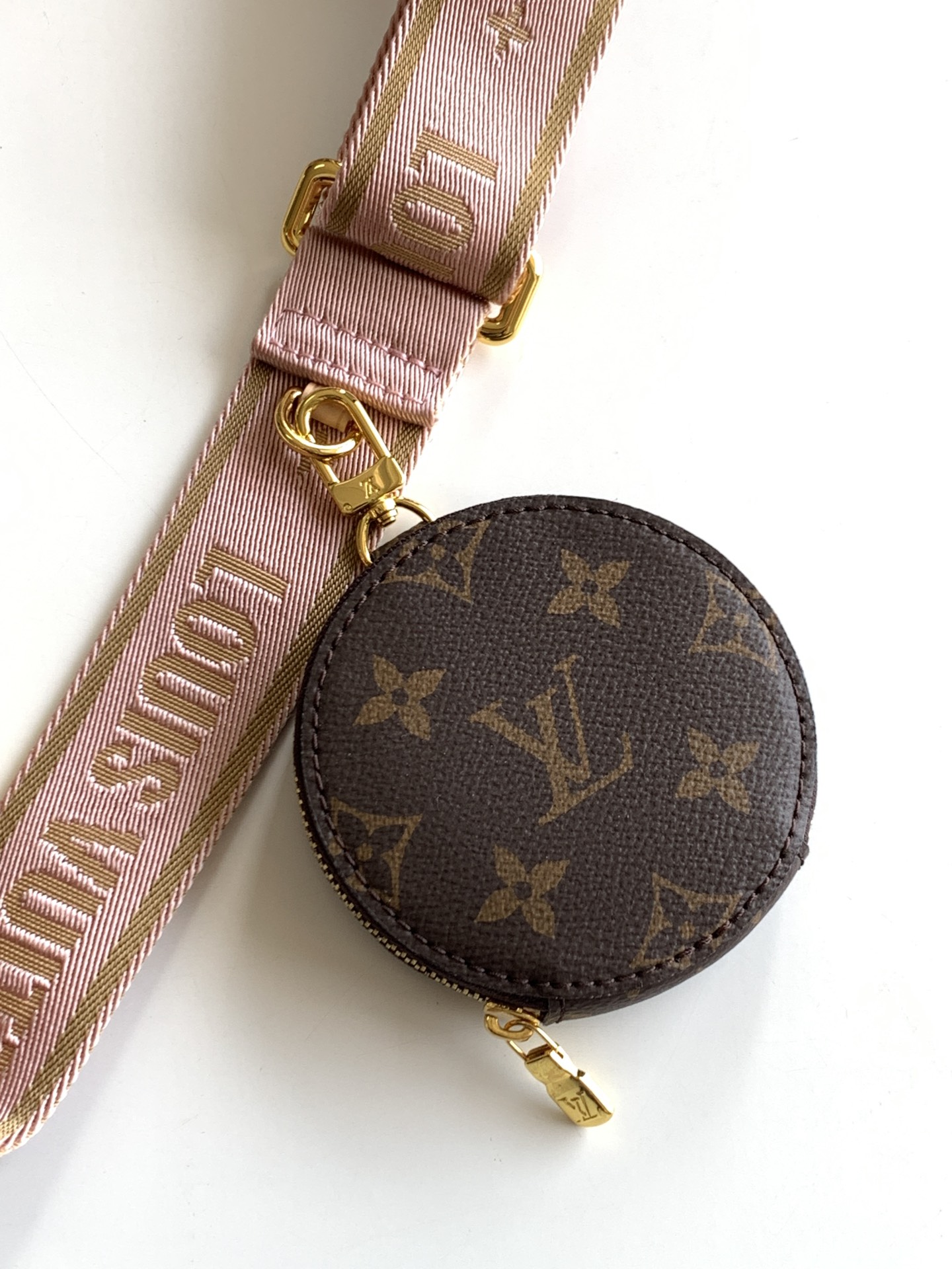 Multi Pochette Accessoires Monogram Pink Strap M44840