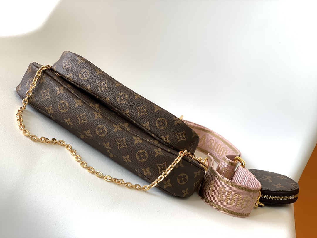 Multi Pochette Accessoires Monogram Pink Strap M44840