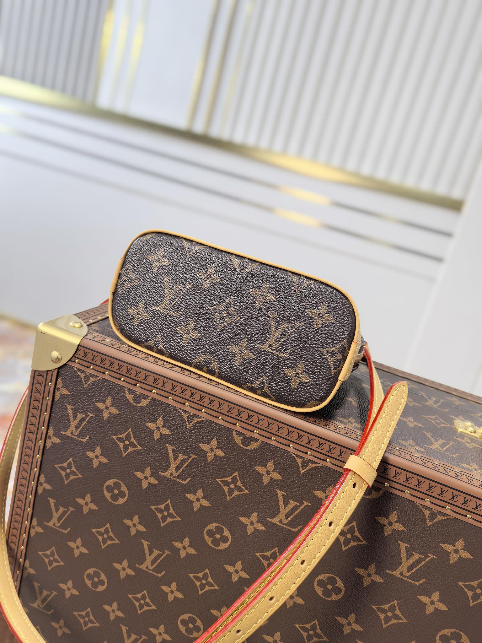 Nano Alma Handbags Monogram M82717