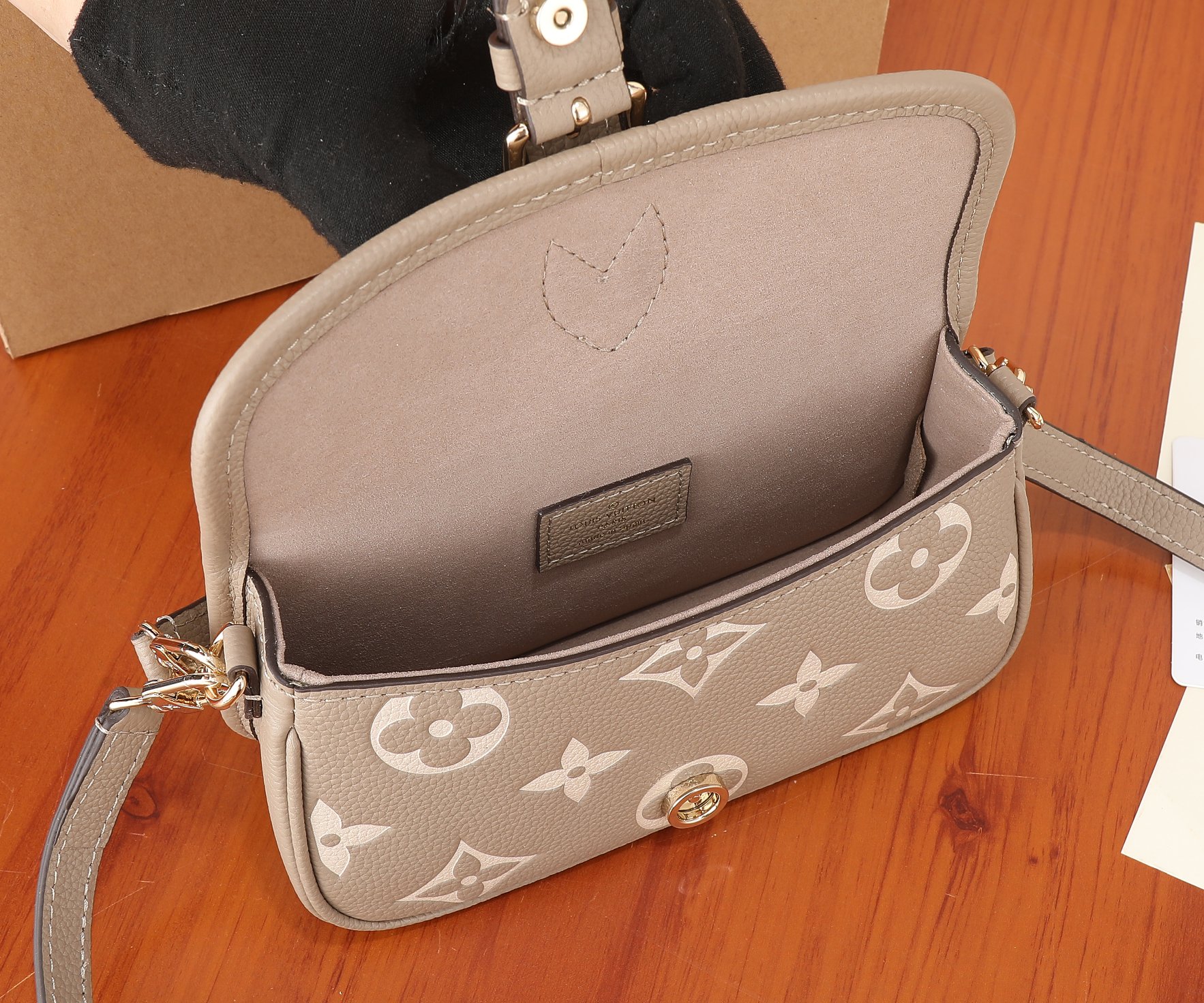 Nano Diane Bicolor Monogram Empreinte Leather Bag Tourterelle Beige / Cream M83300