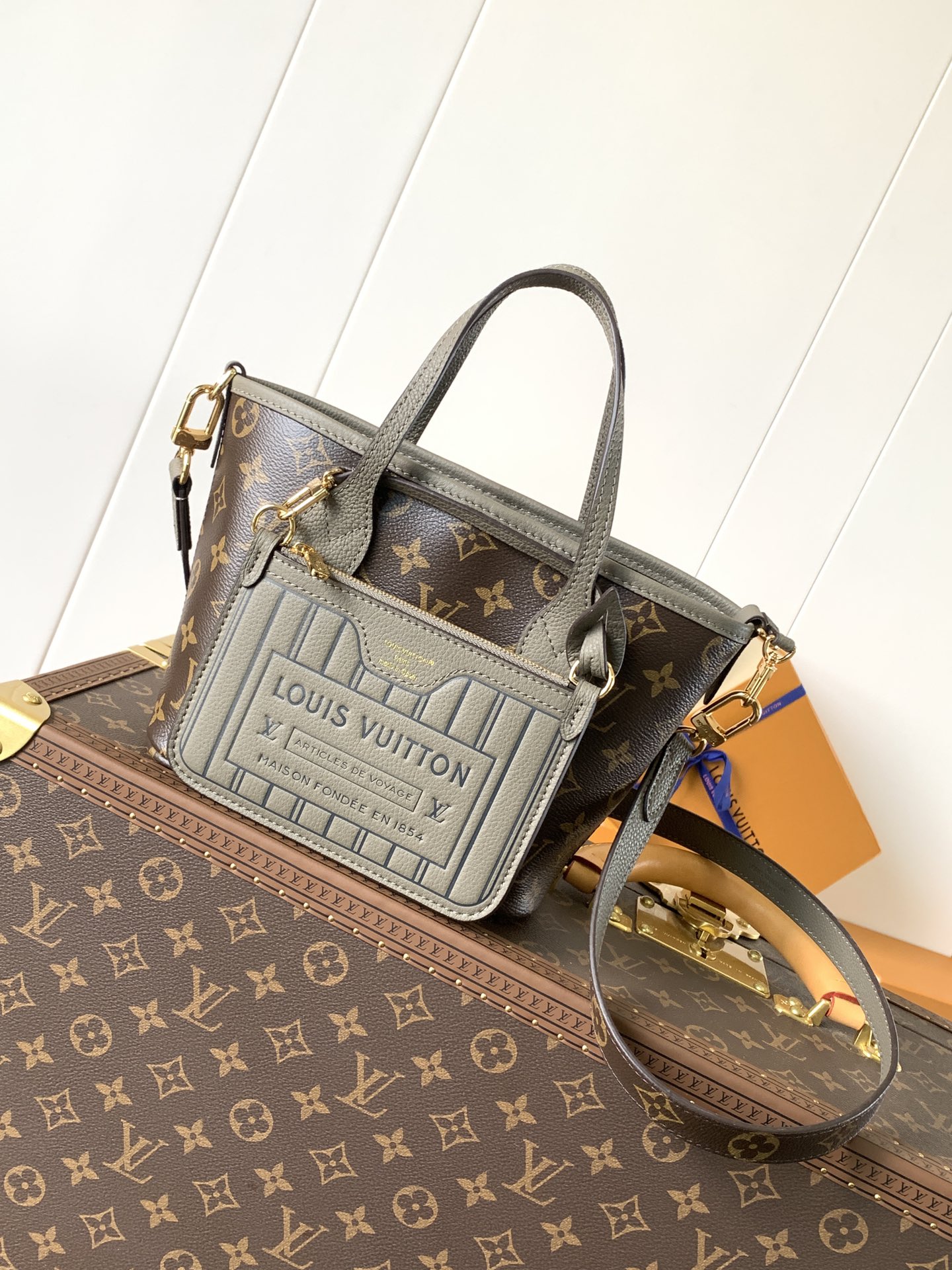 Neverfull Bandoulière Inside Out Bb Dark Fango M12109