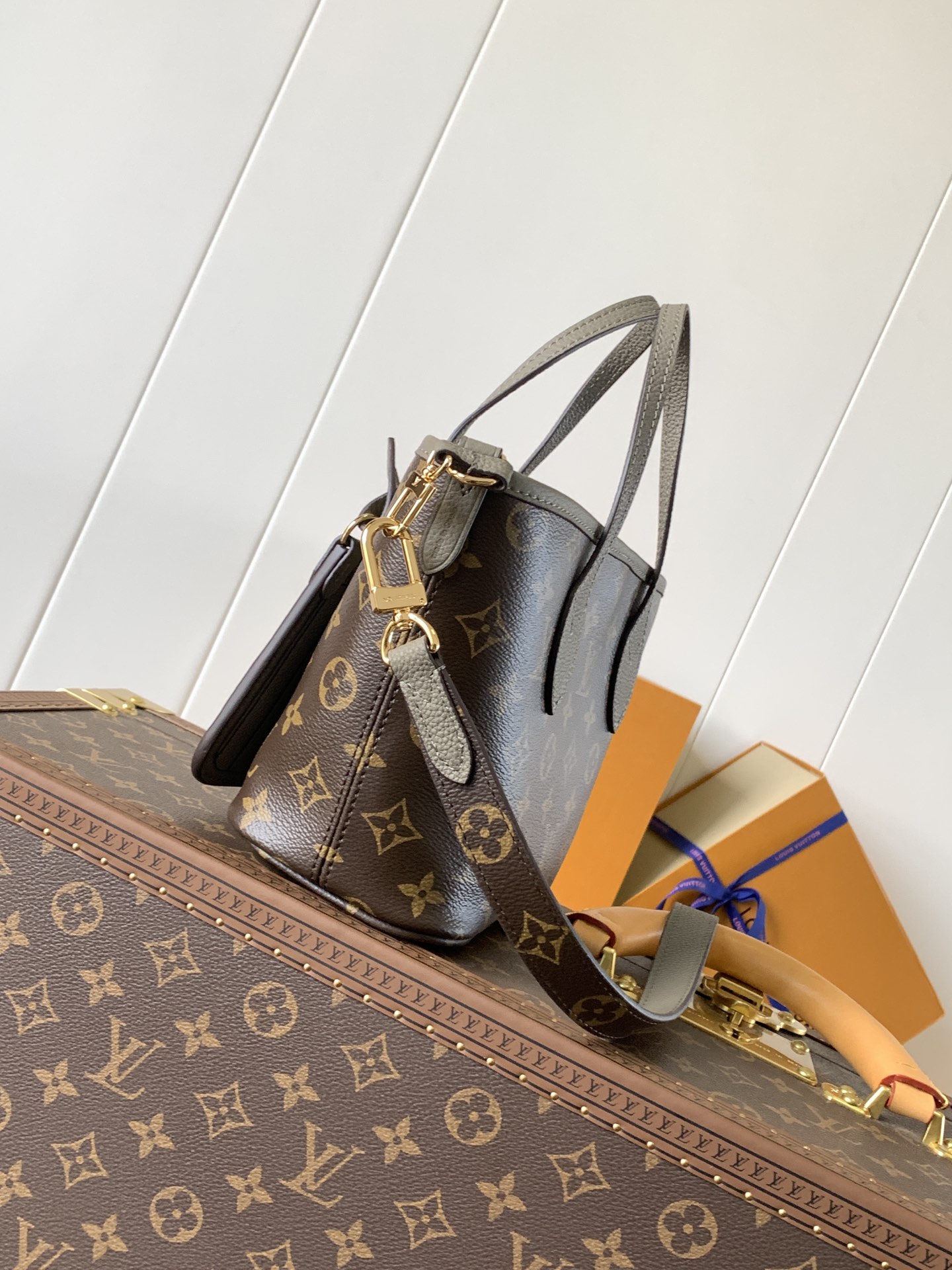 Neverfull Bandoulière Inside Out Bb Dark Fango M12109