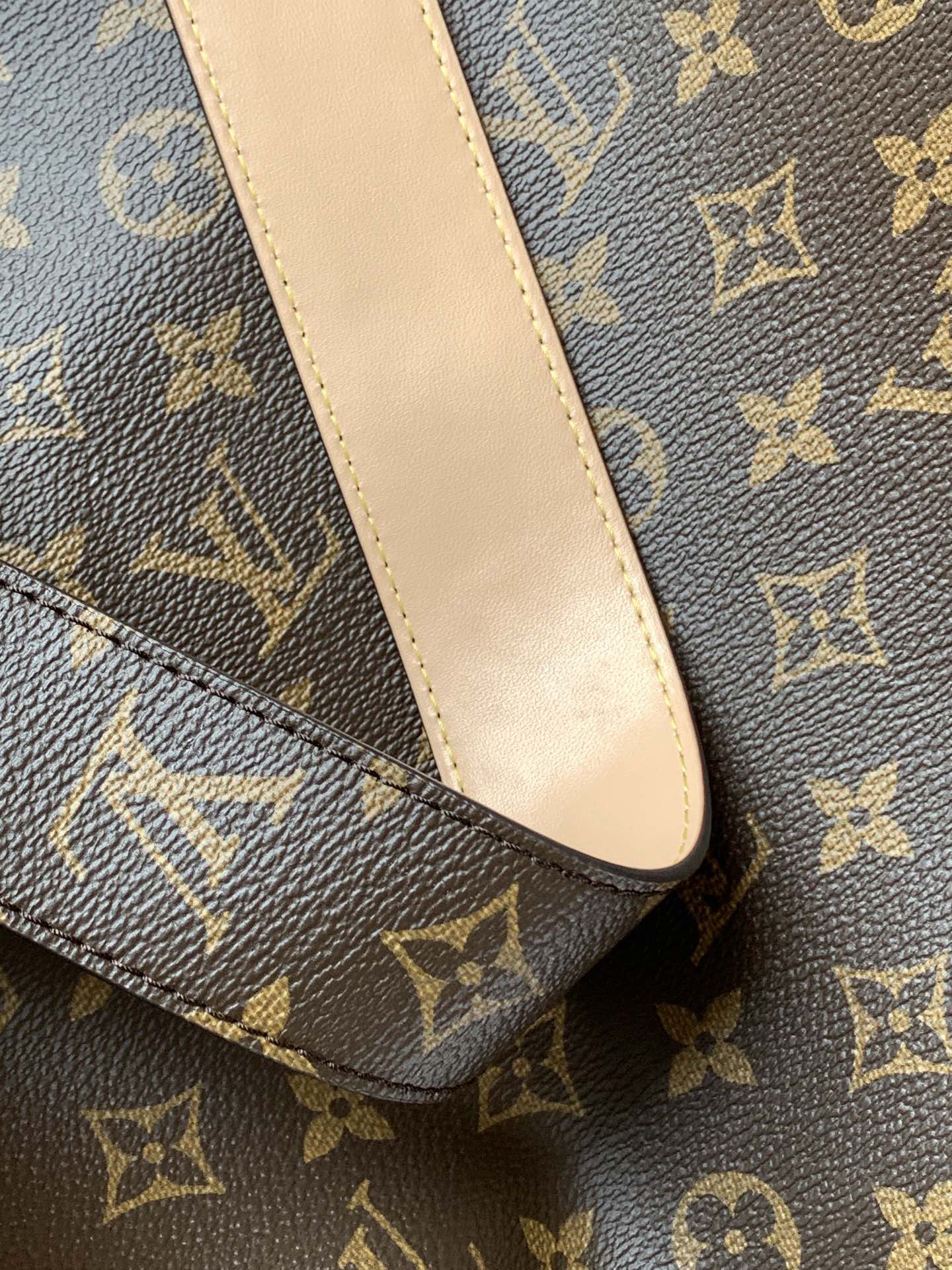 Neverfull Bandoulière Inside Out Gm Reversible M11948