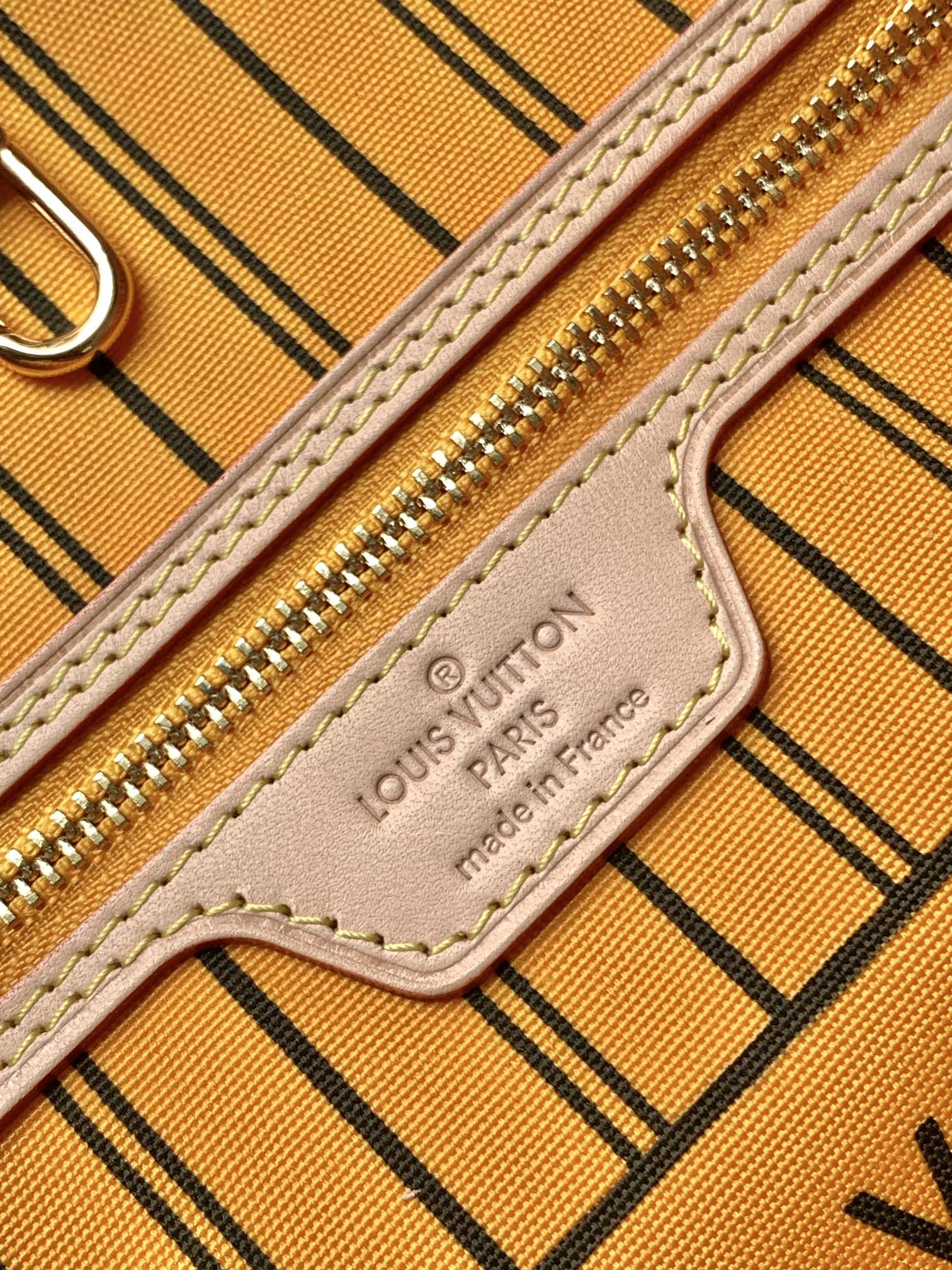 Neverfull Bandoulière Inside Out Mm Monogram Jaune Safran Reversible M11947