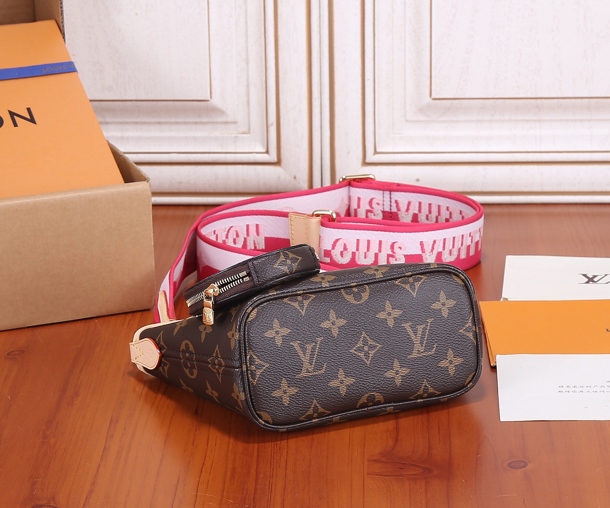 Neverfull Bb Pink Peony Small Size Tote M46786