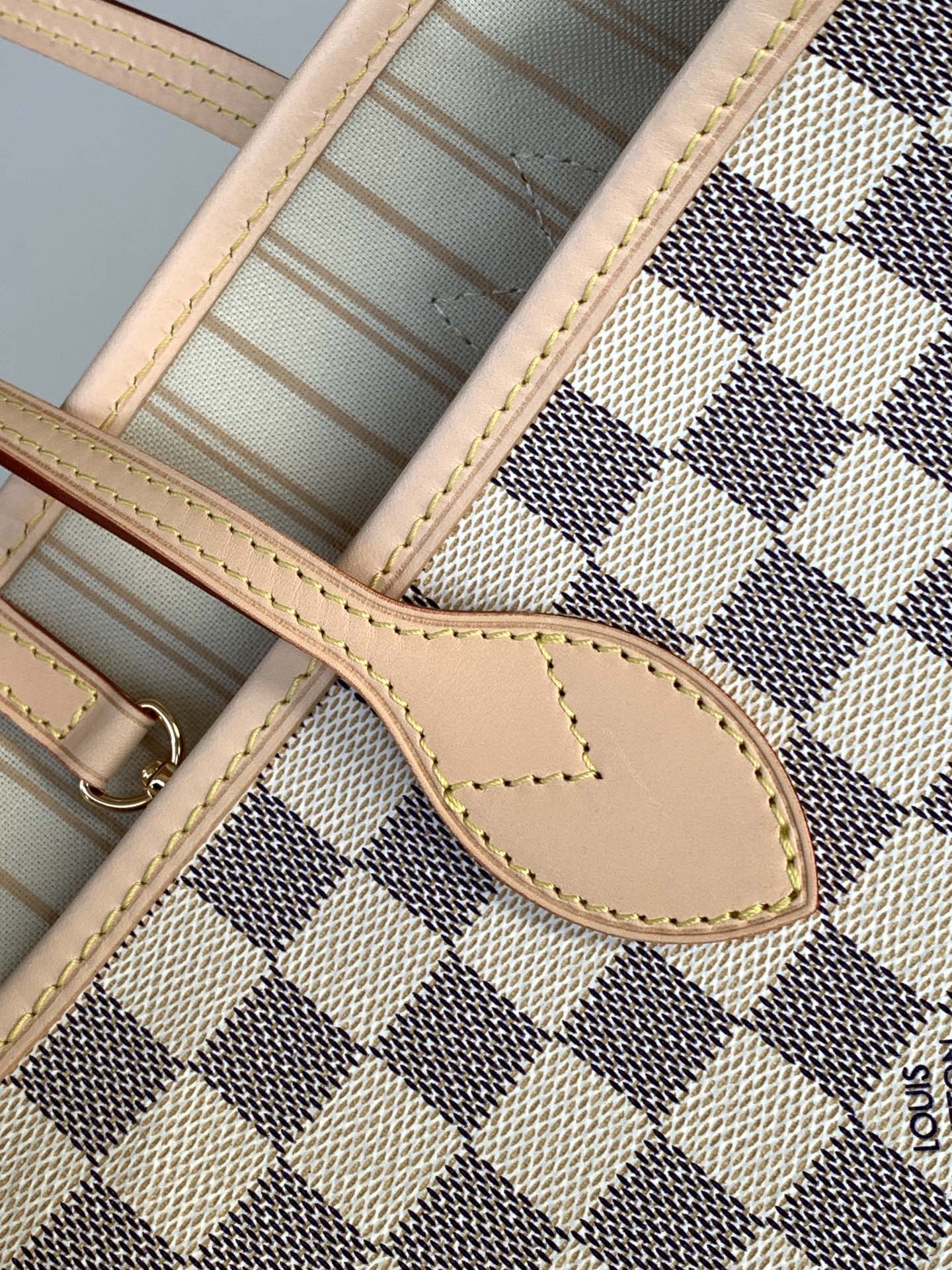 Neverfull G Beige Damier Azur Large Size Beige Tote N40602