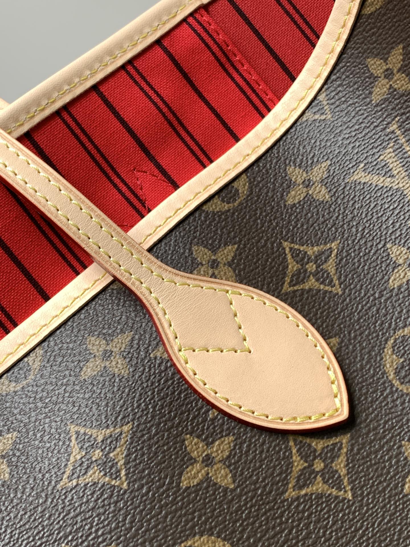 Neverfull Gm Cherry Red Monogram Large Size M41180