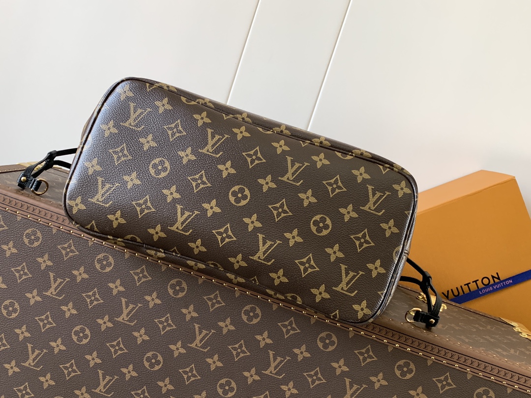 Neverfull Inside Out Mm Black M11946