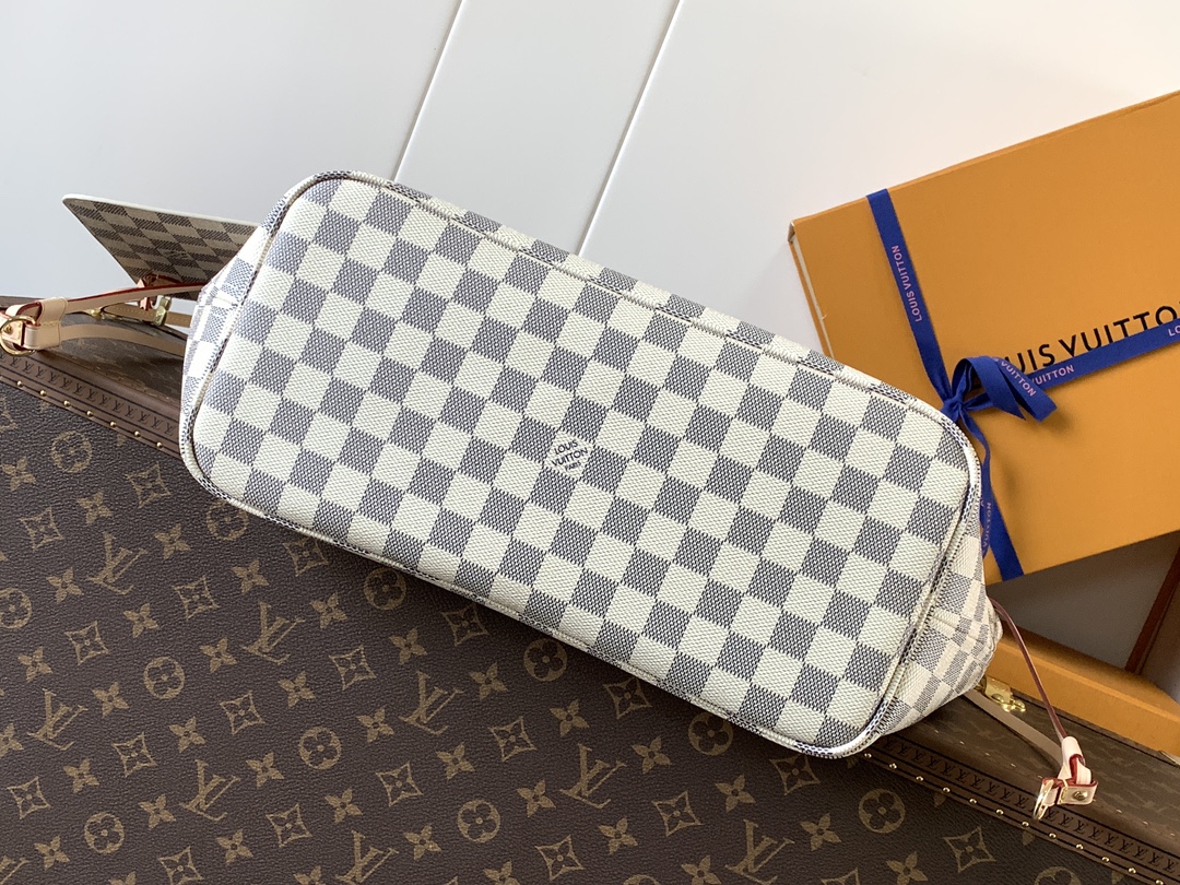 Neverfull Mm Beige Damier Azur Mid Size Beige Tote N40604