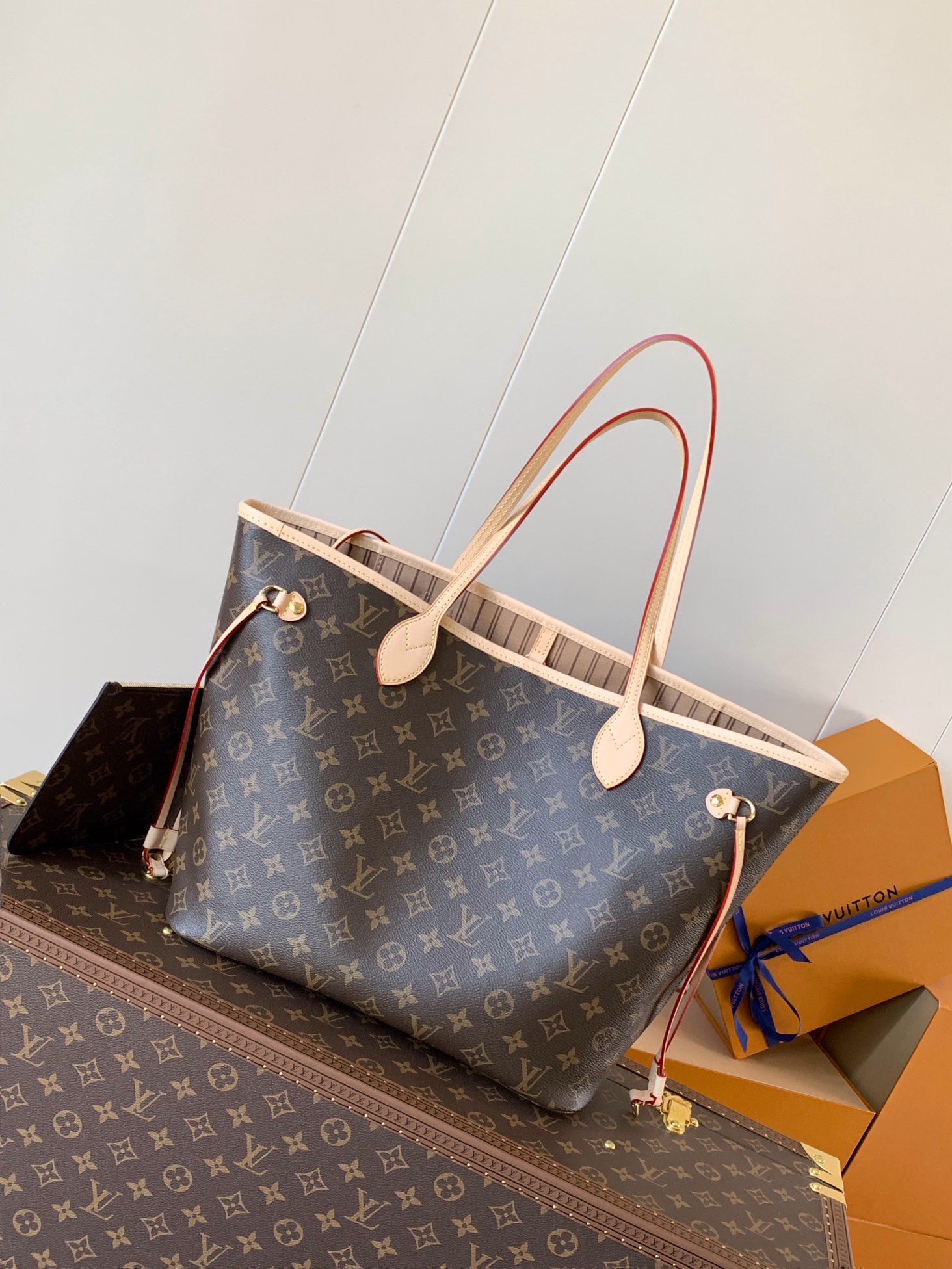 Neverfull Mm Beige Monogram Mid Size Tote M46975