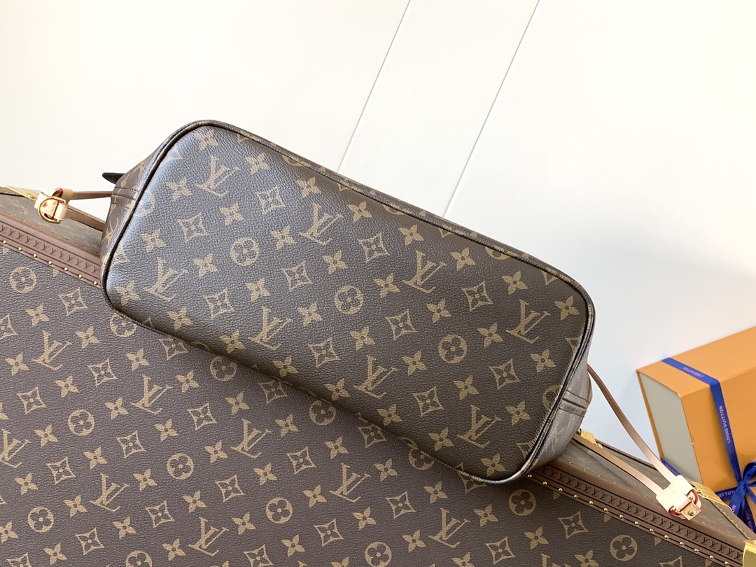 Neverfull Mm Beige Monogram Mid Size Tote M46975