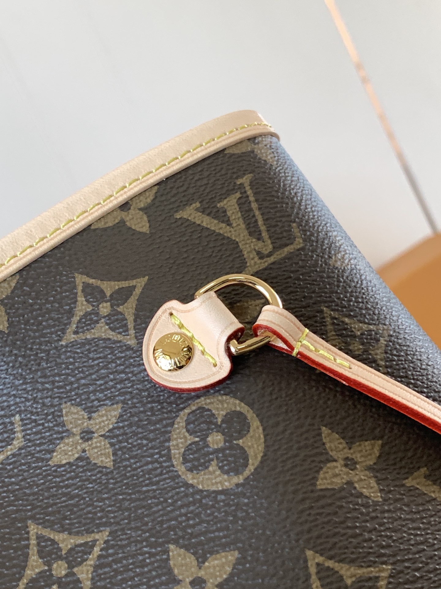 Neverfull Mm Beige Monogram Mid Size Tote M46975