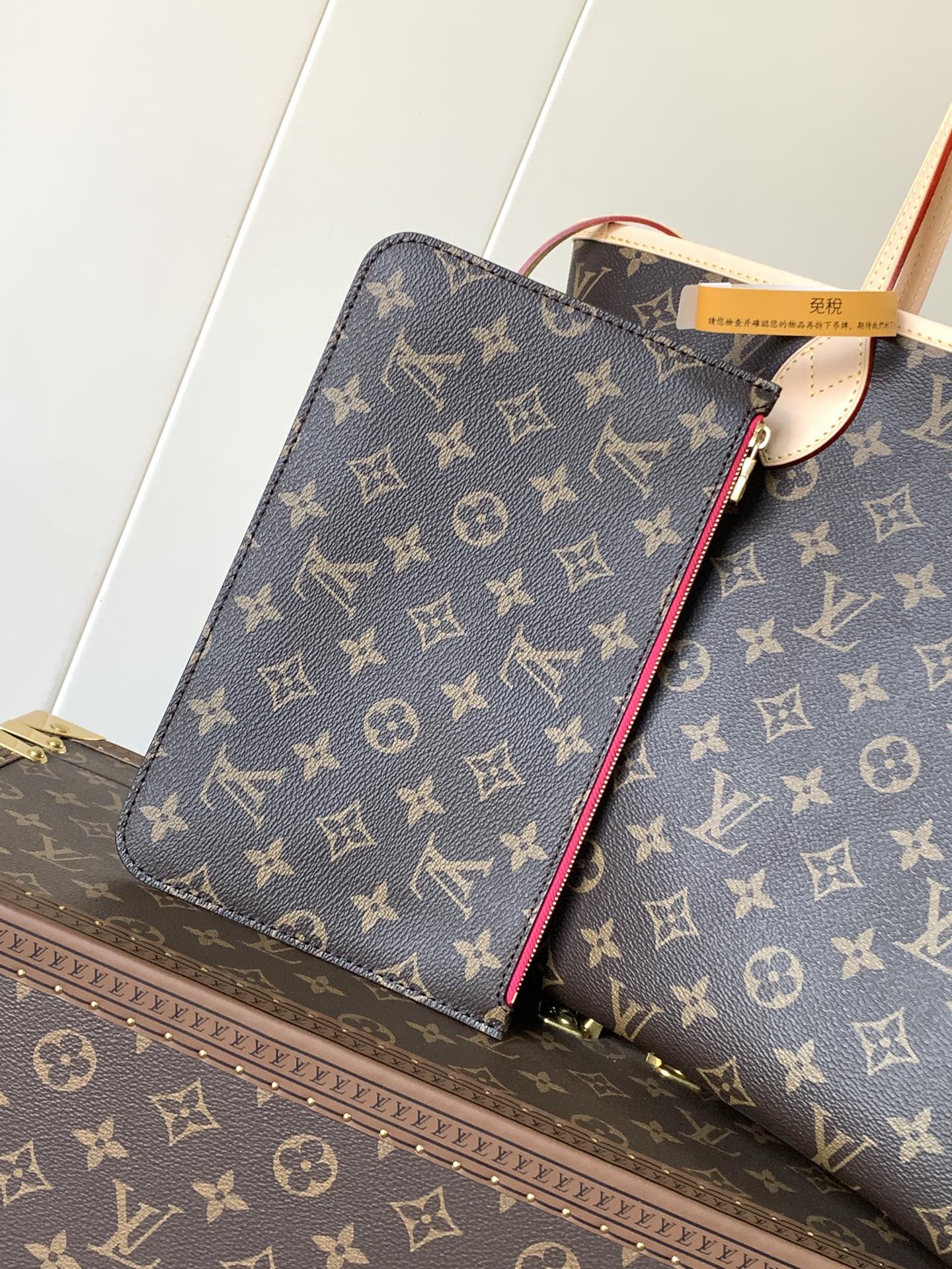 Neverfull Mm Cherry Red Monogram Mid Size Tote M46987