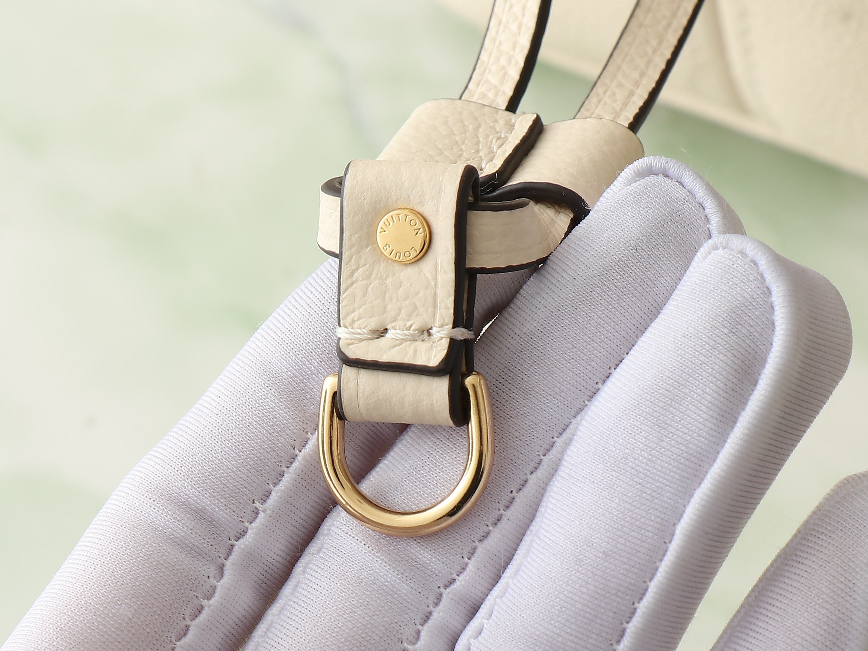 Neverfull Mm Crème Beige Monogram Empreinte Leather Mid Size Tote M46676