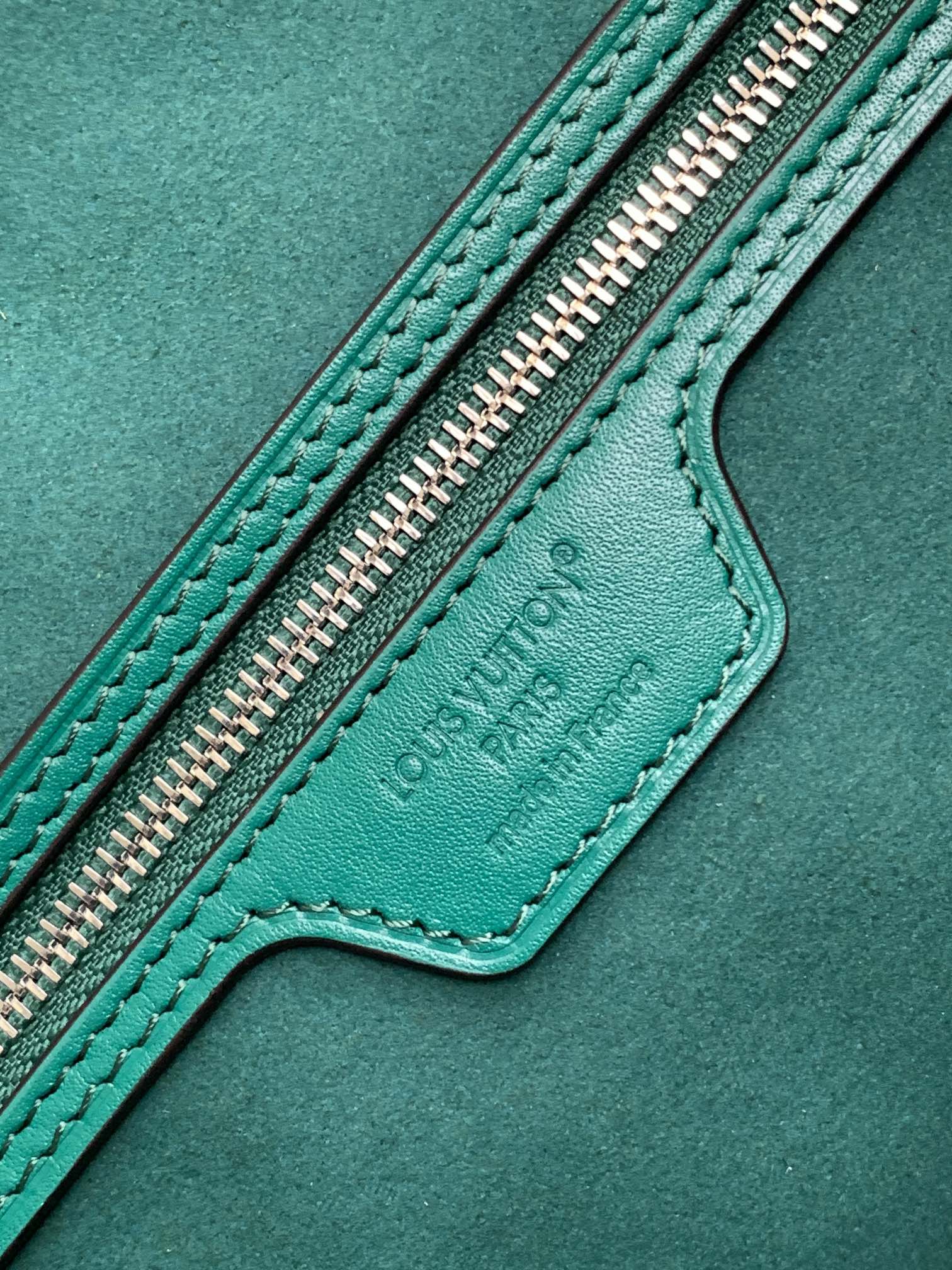Neverfull Mm Epi Leather Tote Borneo Green M12195