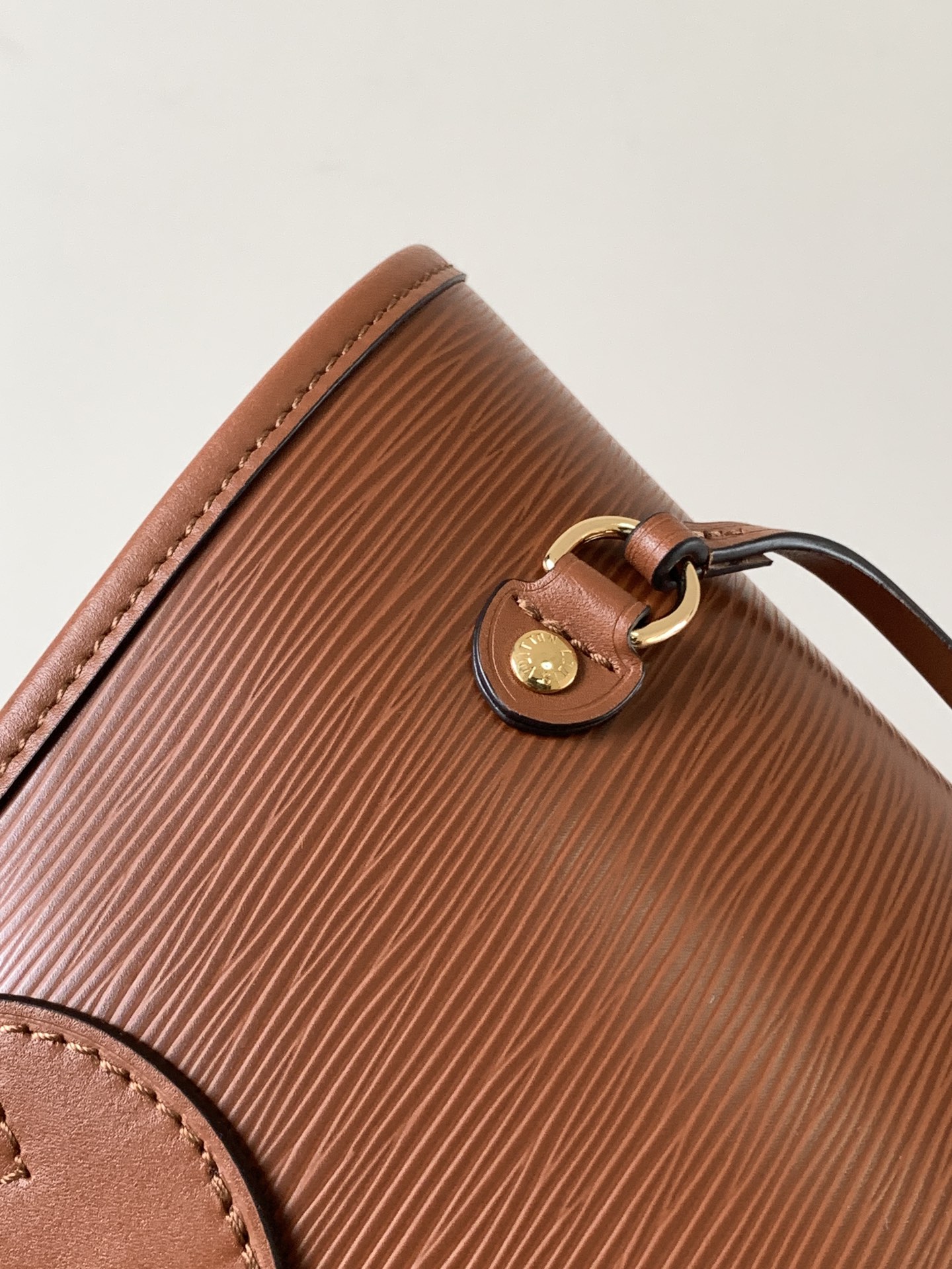 Neverfull Mm Epi Leather Tote Kenyan Fauv M12467