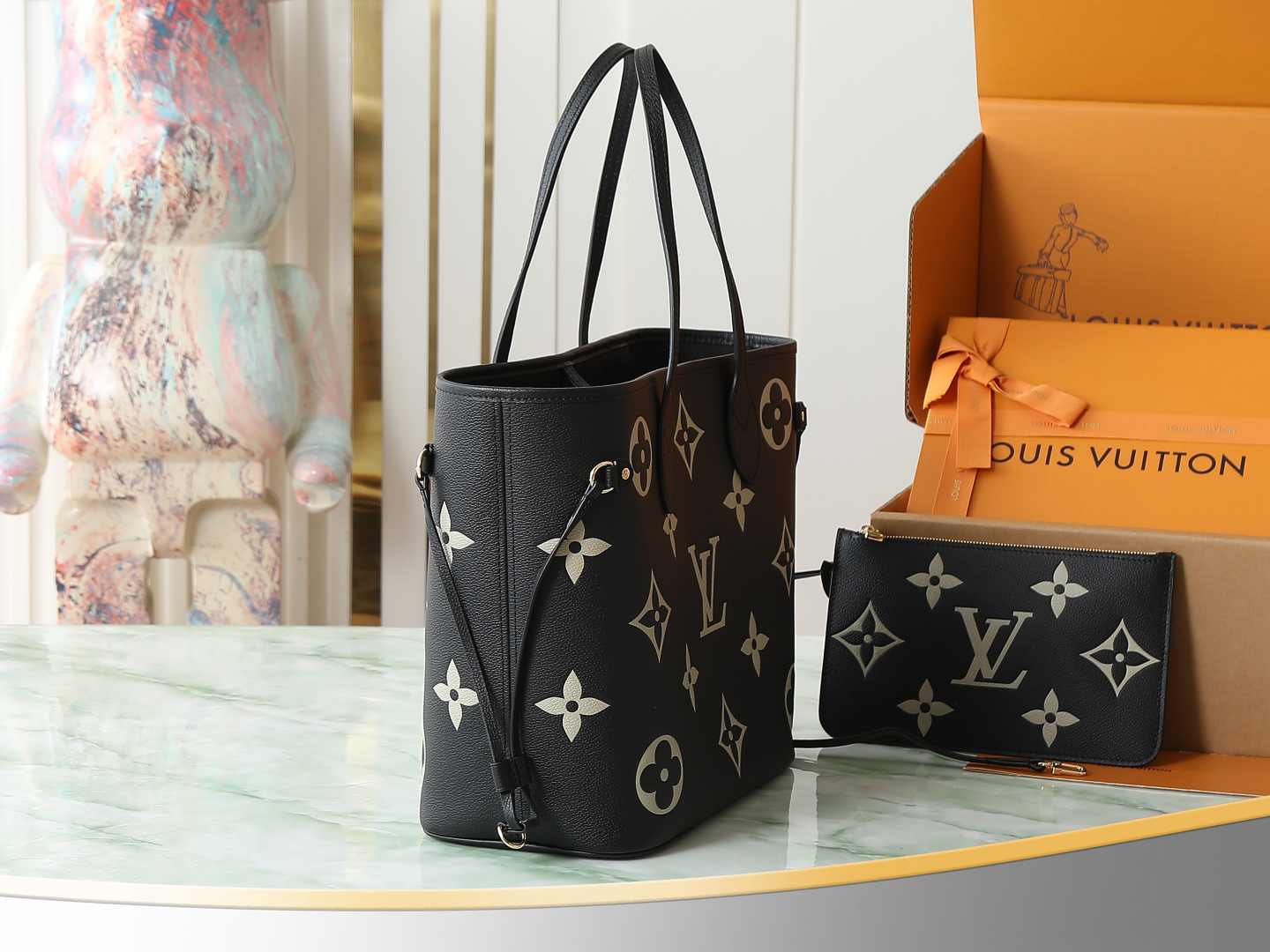 Neverfull Mm Mid Side Two Color Tote Black / Beige M58907