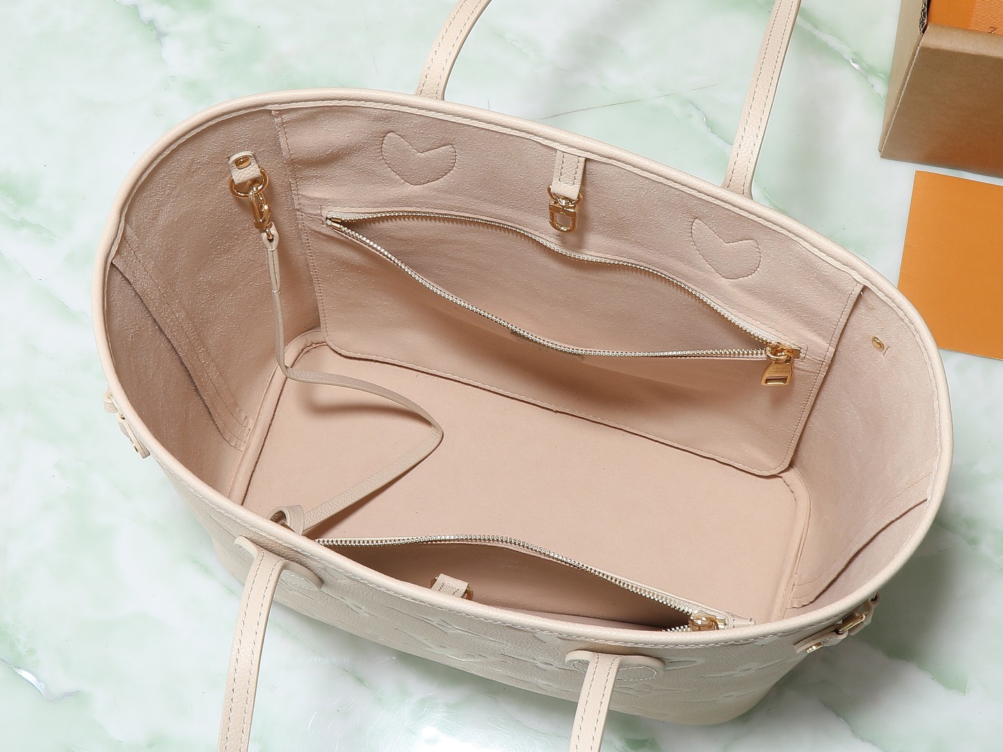 Neverfull Mm Sand Monogram Empreinte Leather Mid Size Tote M14319