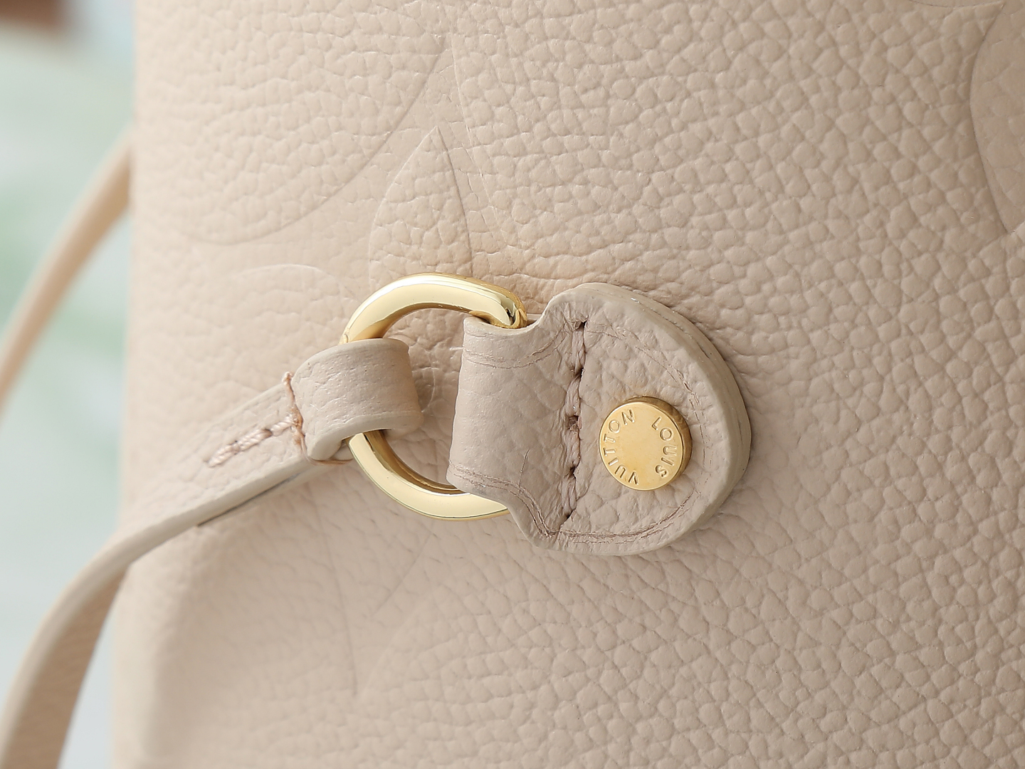 Neverfull Mm Sand Monogram Empreinte Leather Mid Size Tote M14319