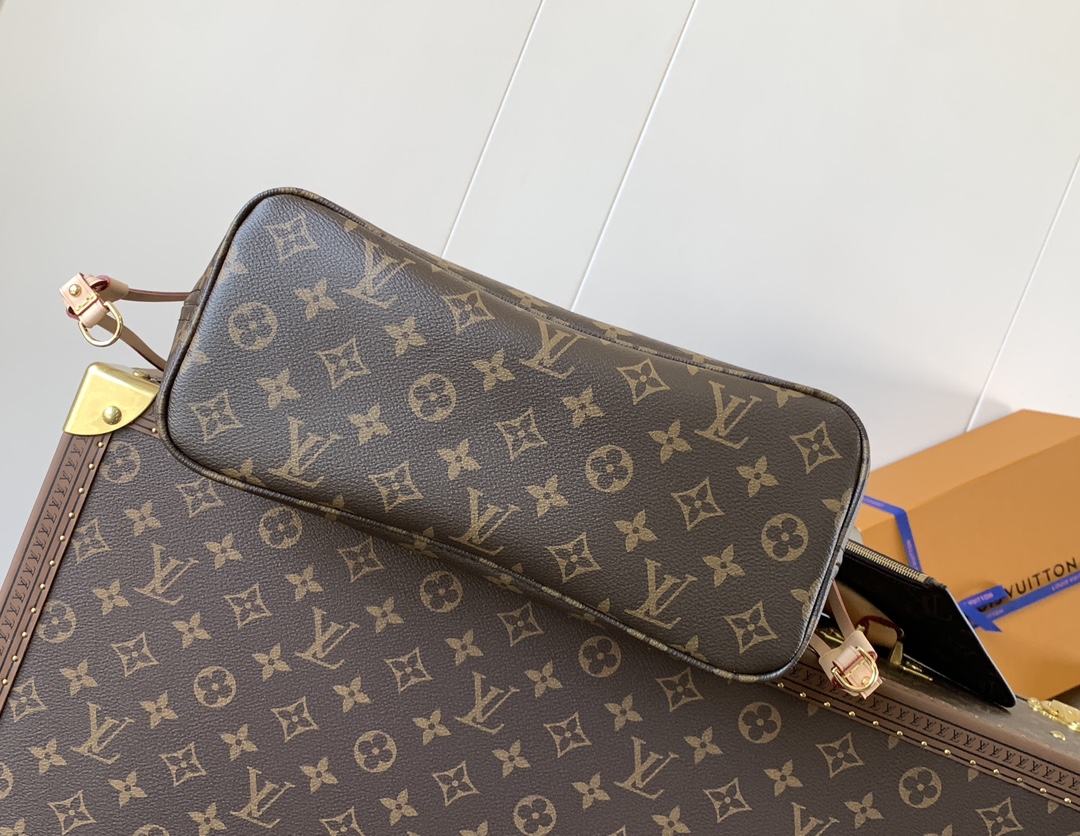 Neverfull Pm Beige Monogram Petite Size Tote M46979