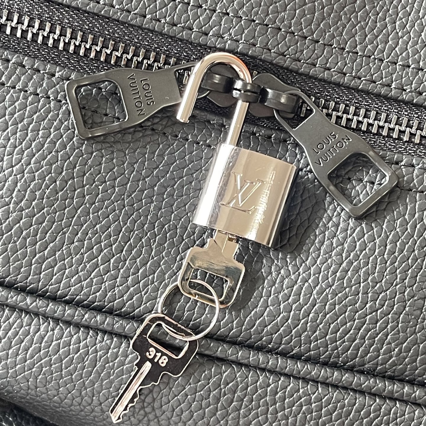 New Luxury LV Bag 11693