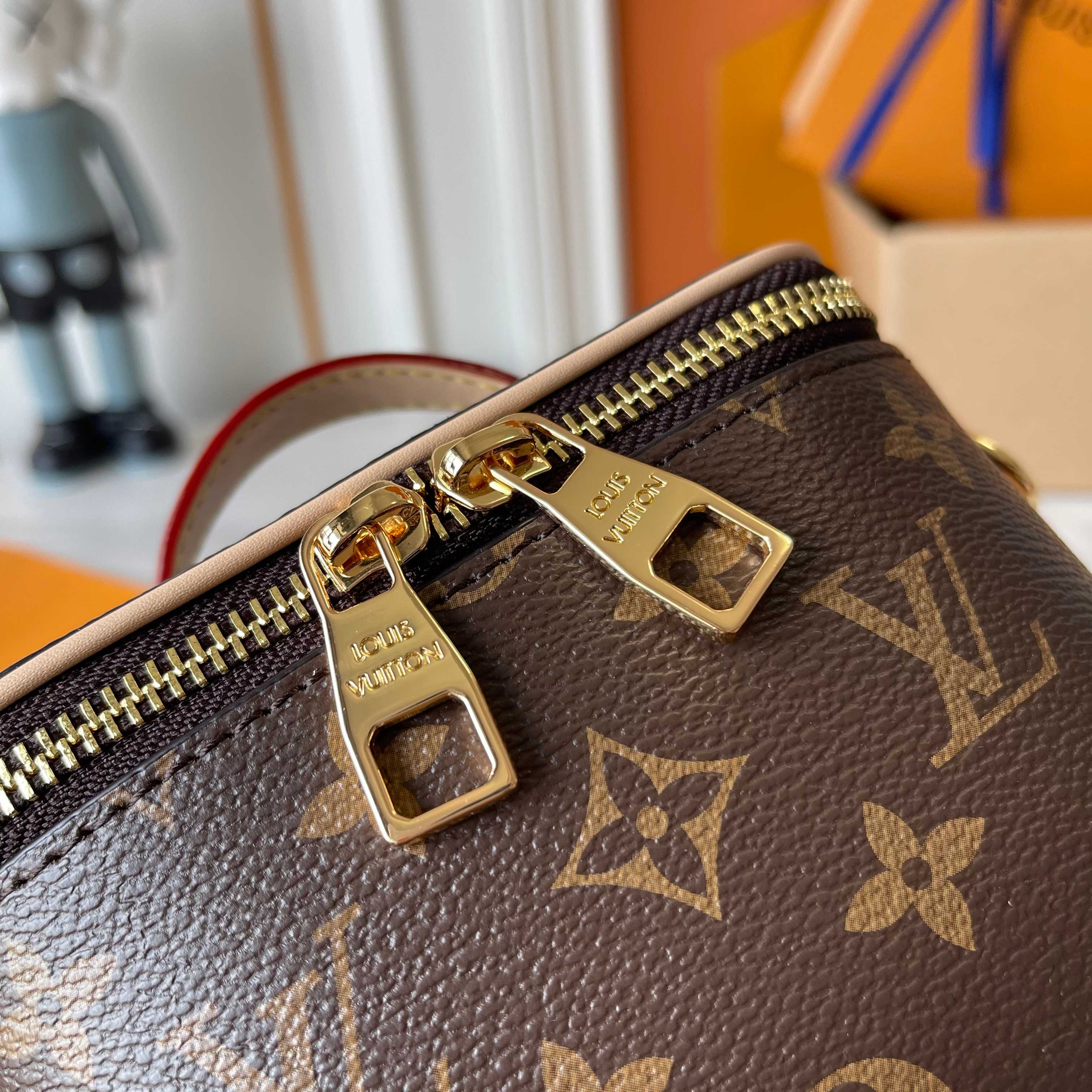 New Luxury LV Bag 11700