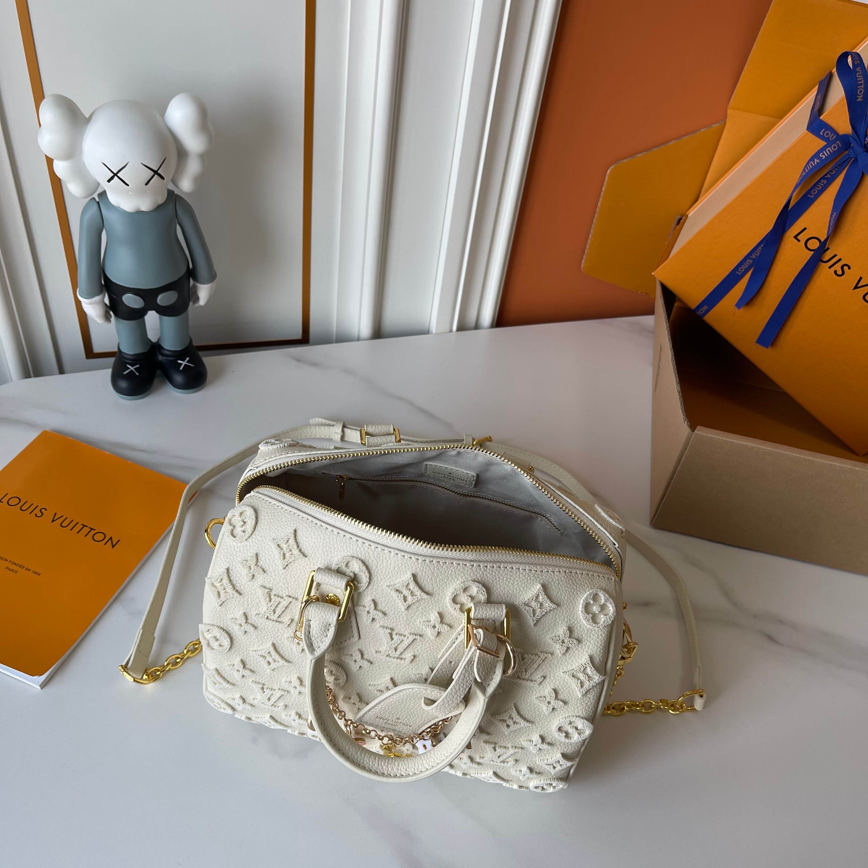 New Luxury LV Bag 11740