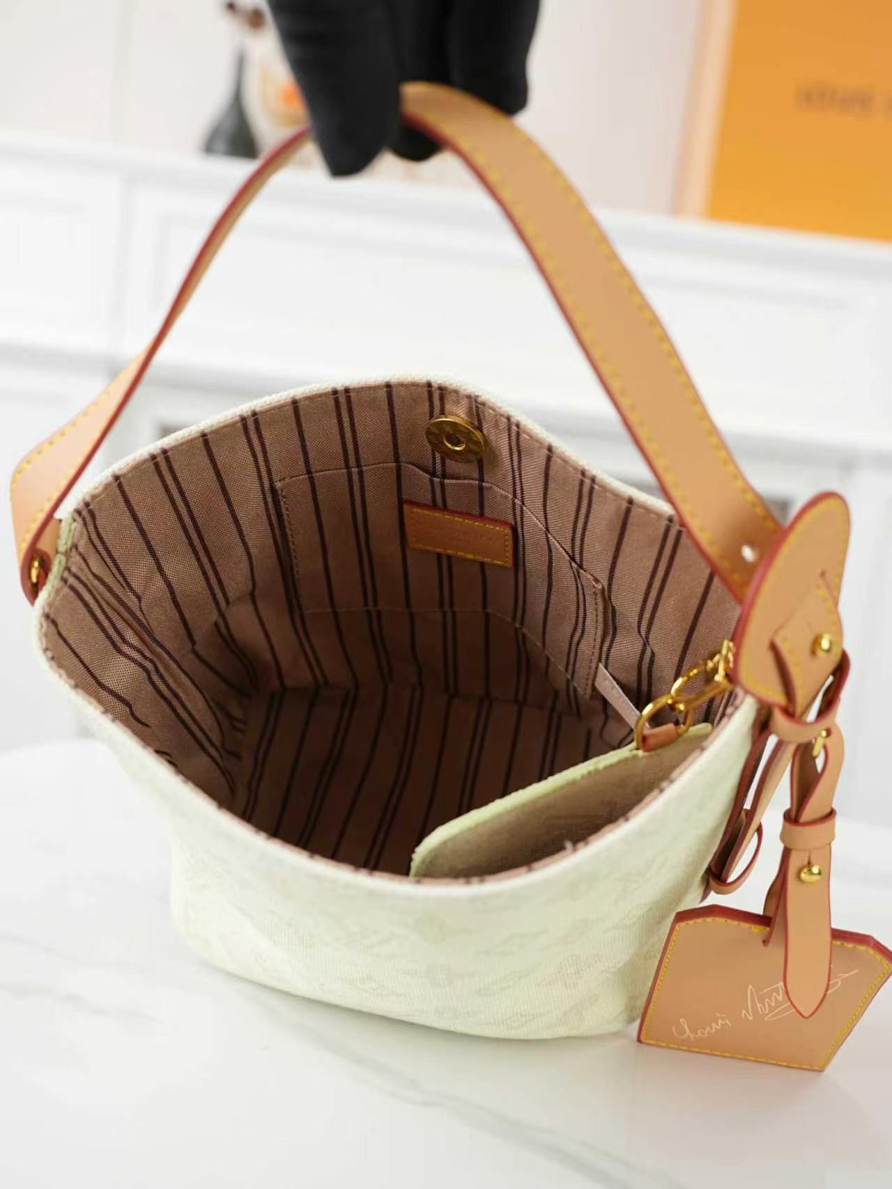 New Luxury LV Bag 12038