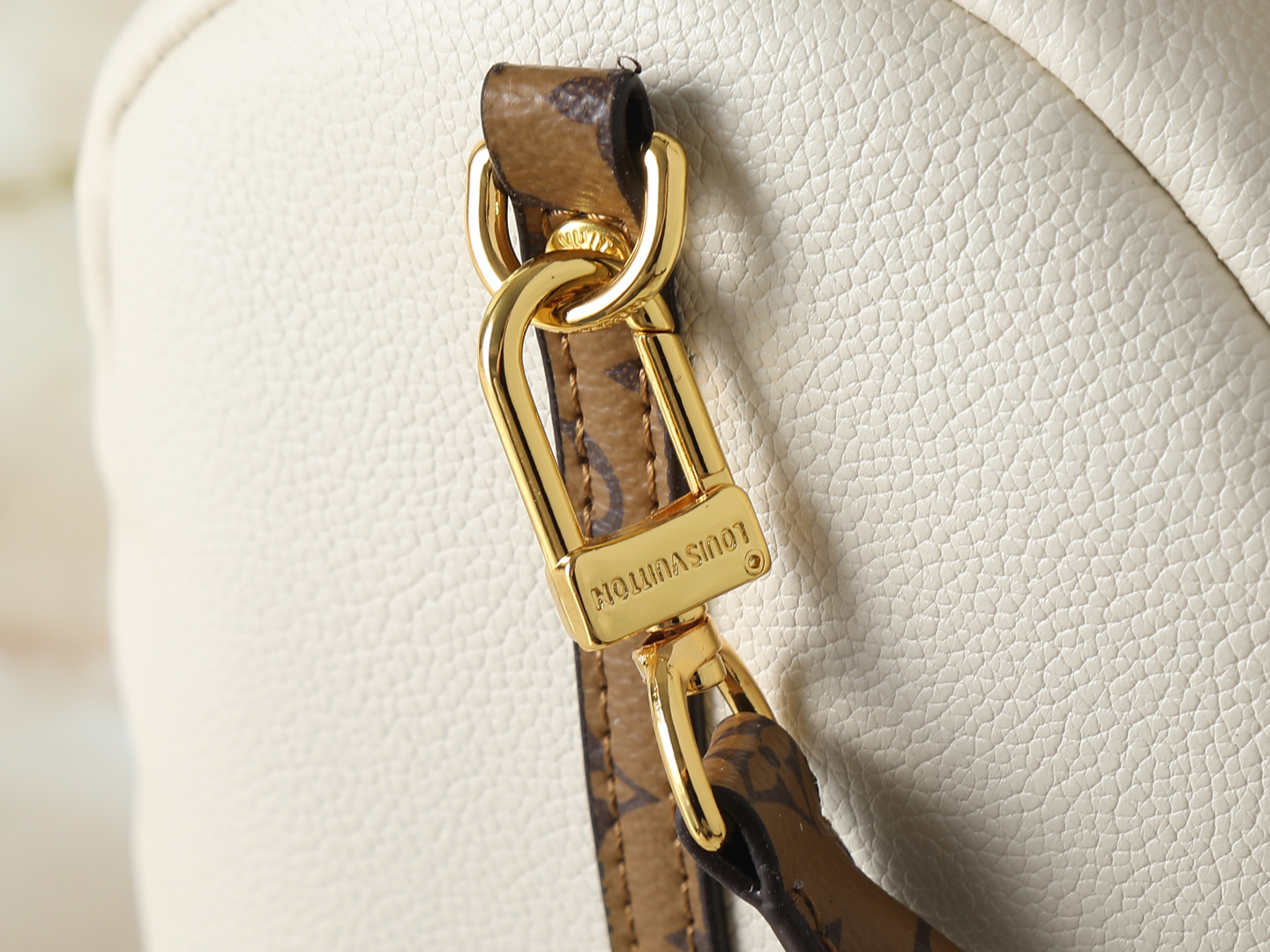 New Luxury LV Bag 12081