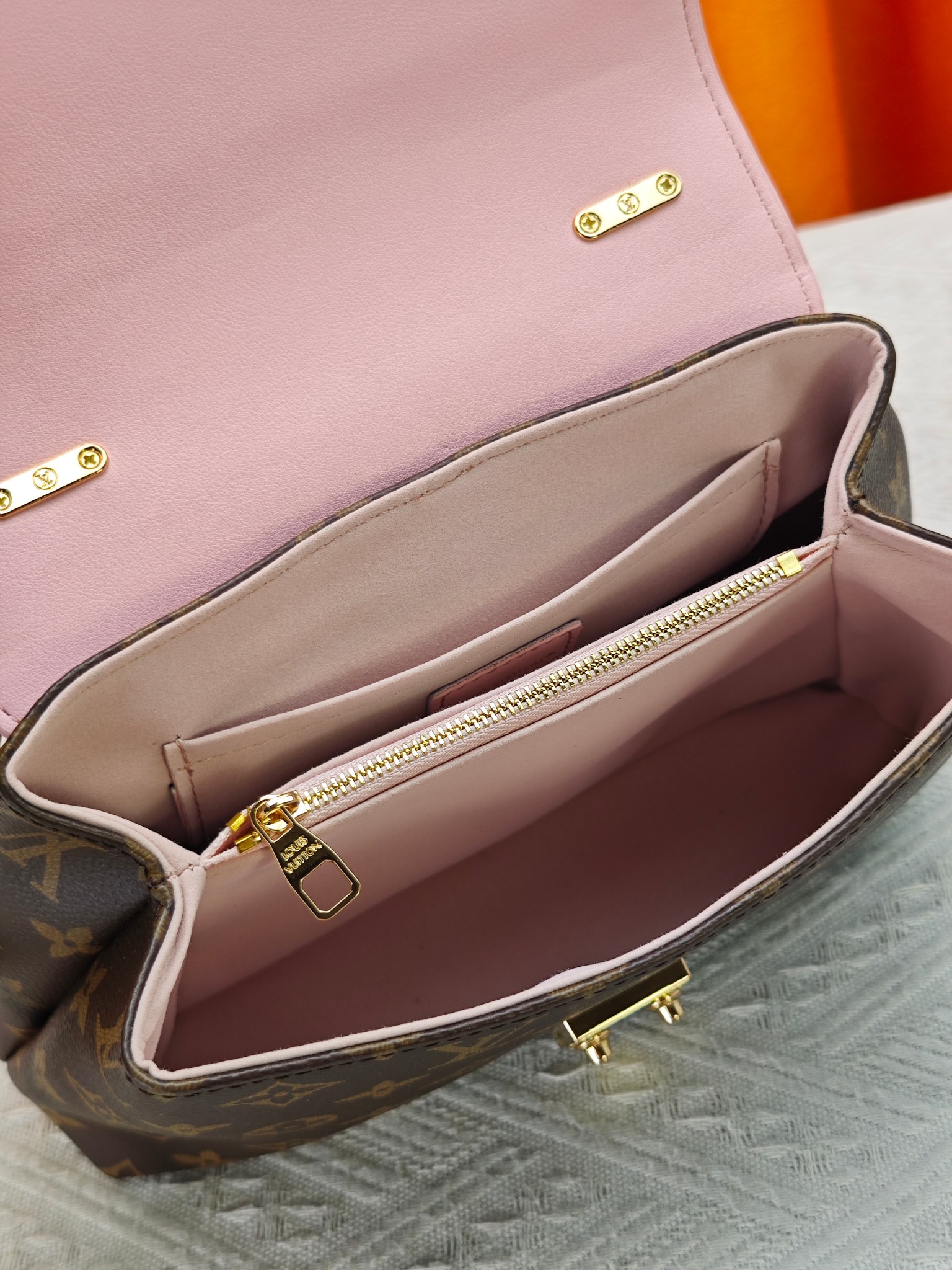 New Luxury LV Bag 12102