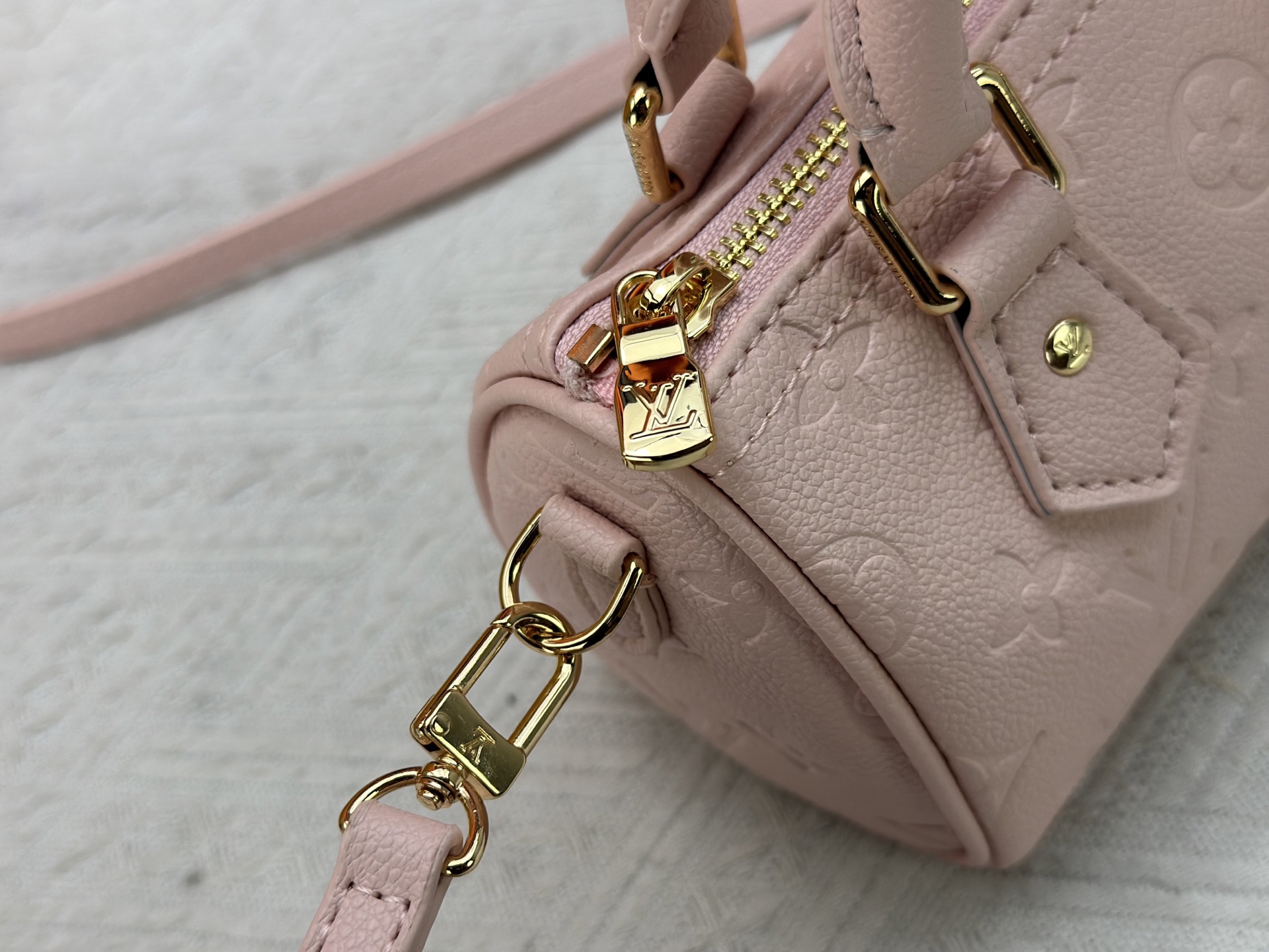 New Luxury LV Bag 12107