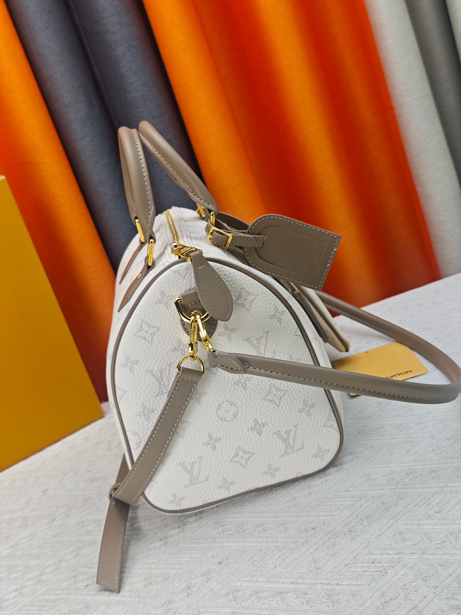 New Luxury LV Bag 12120
