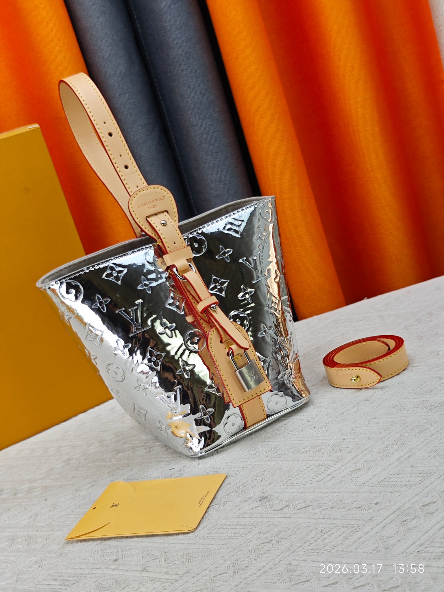 New Luxury LV Bag 12130