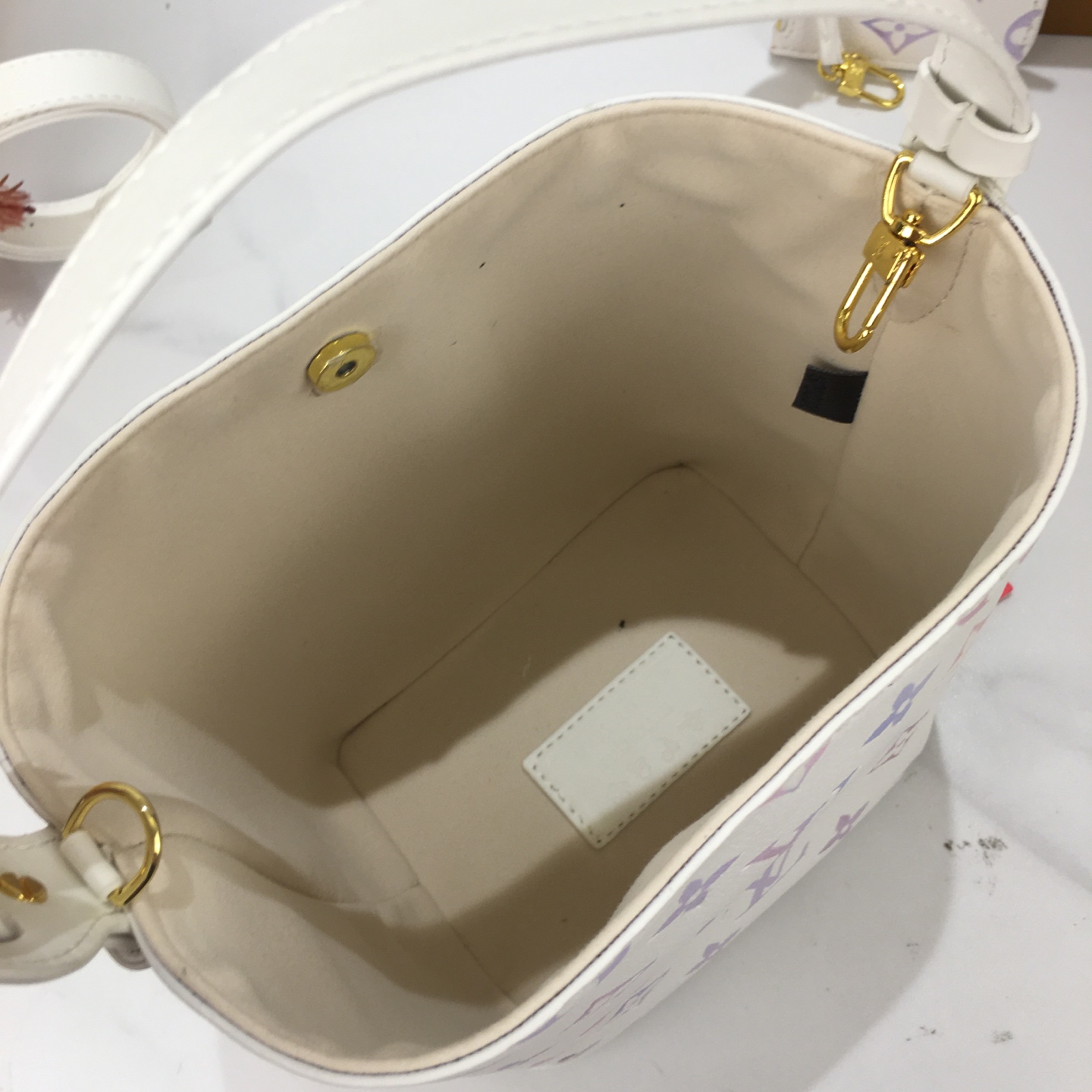 New Luxury LV Bag 12222