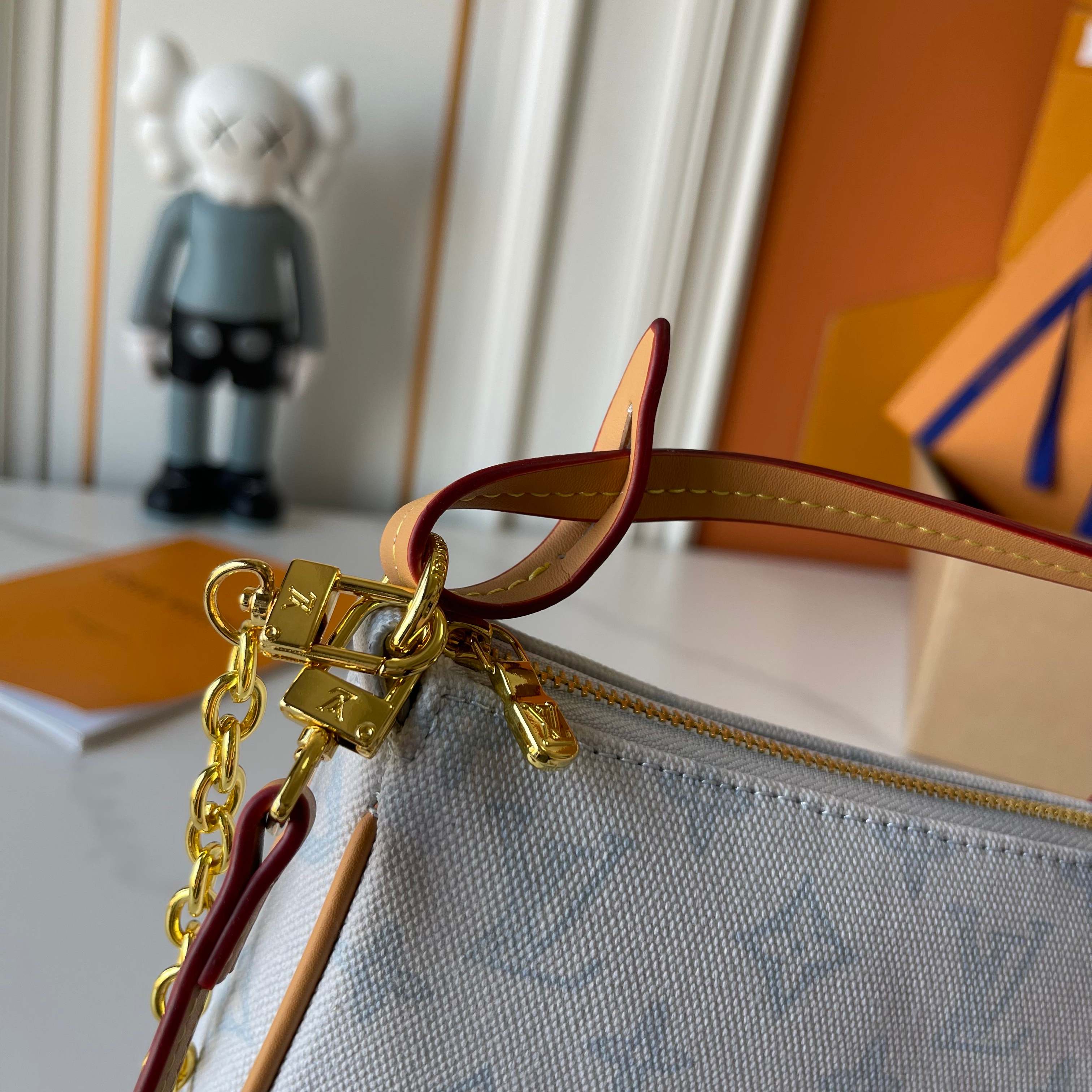 New Luxury LV Bag 12230