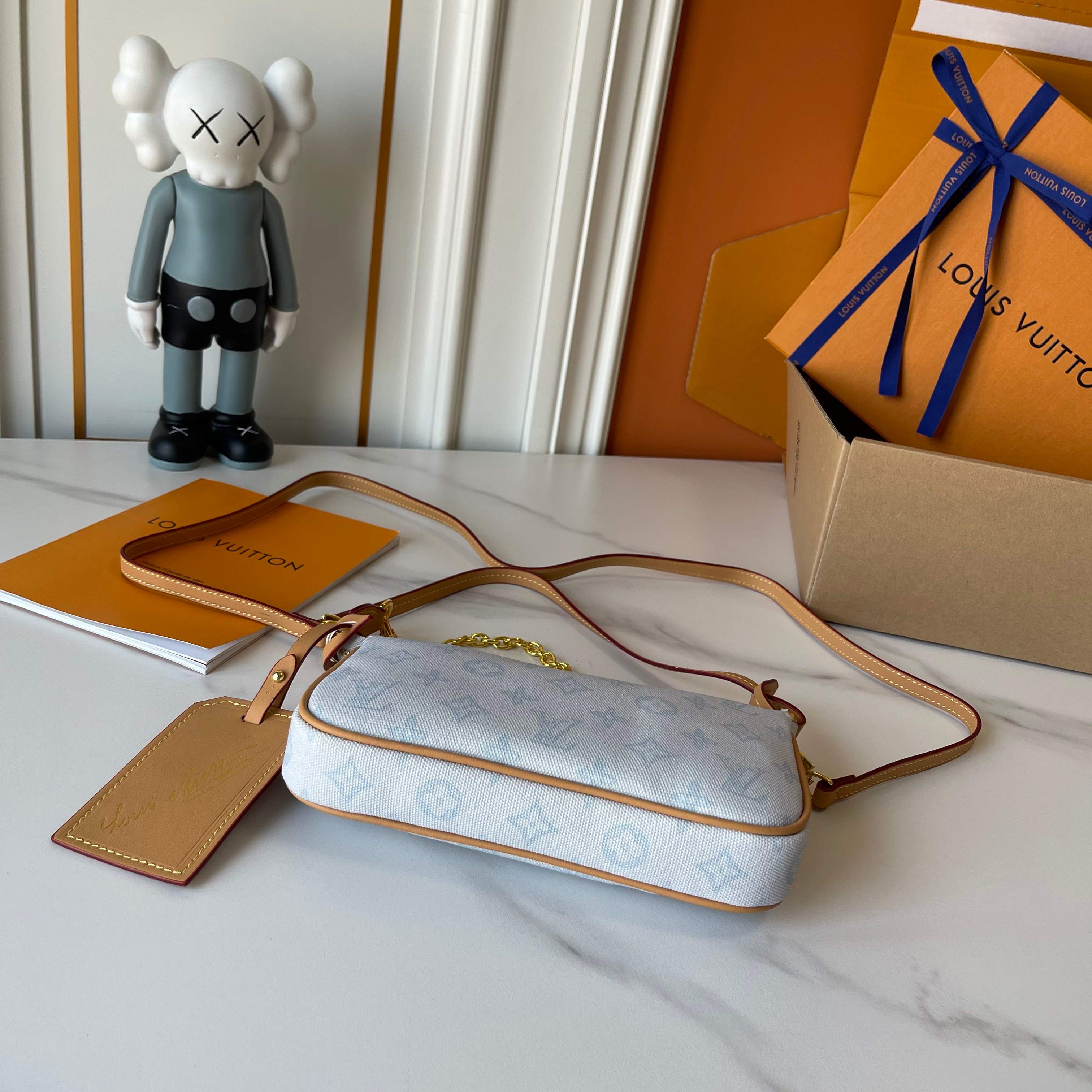 New Luxury LV Bag 12230