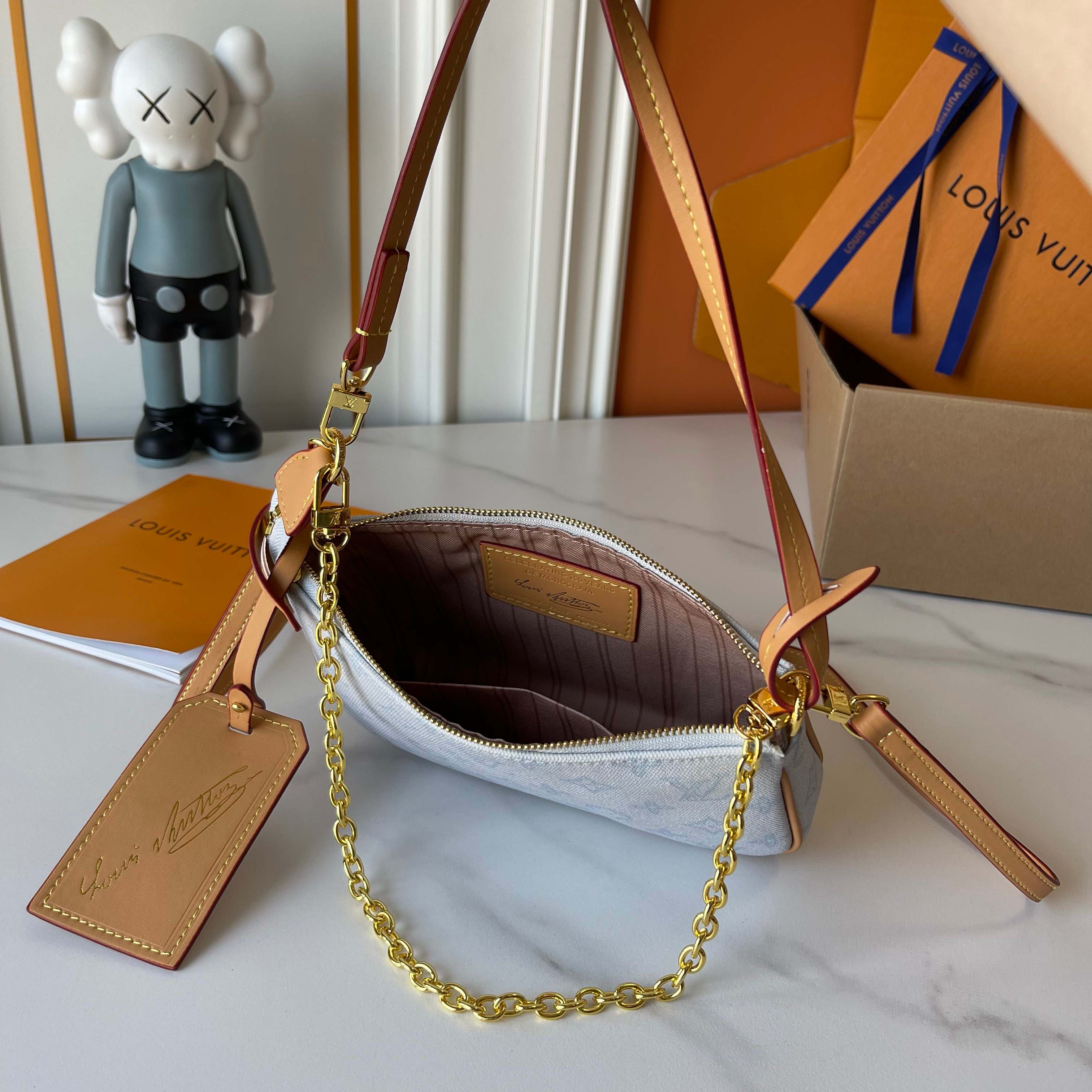 New Luxury LV Bag 12230