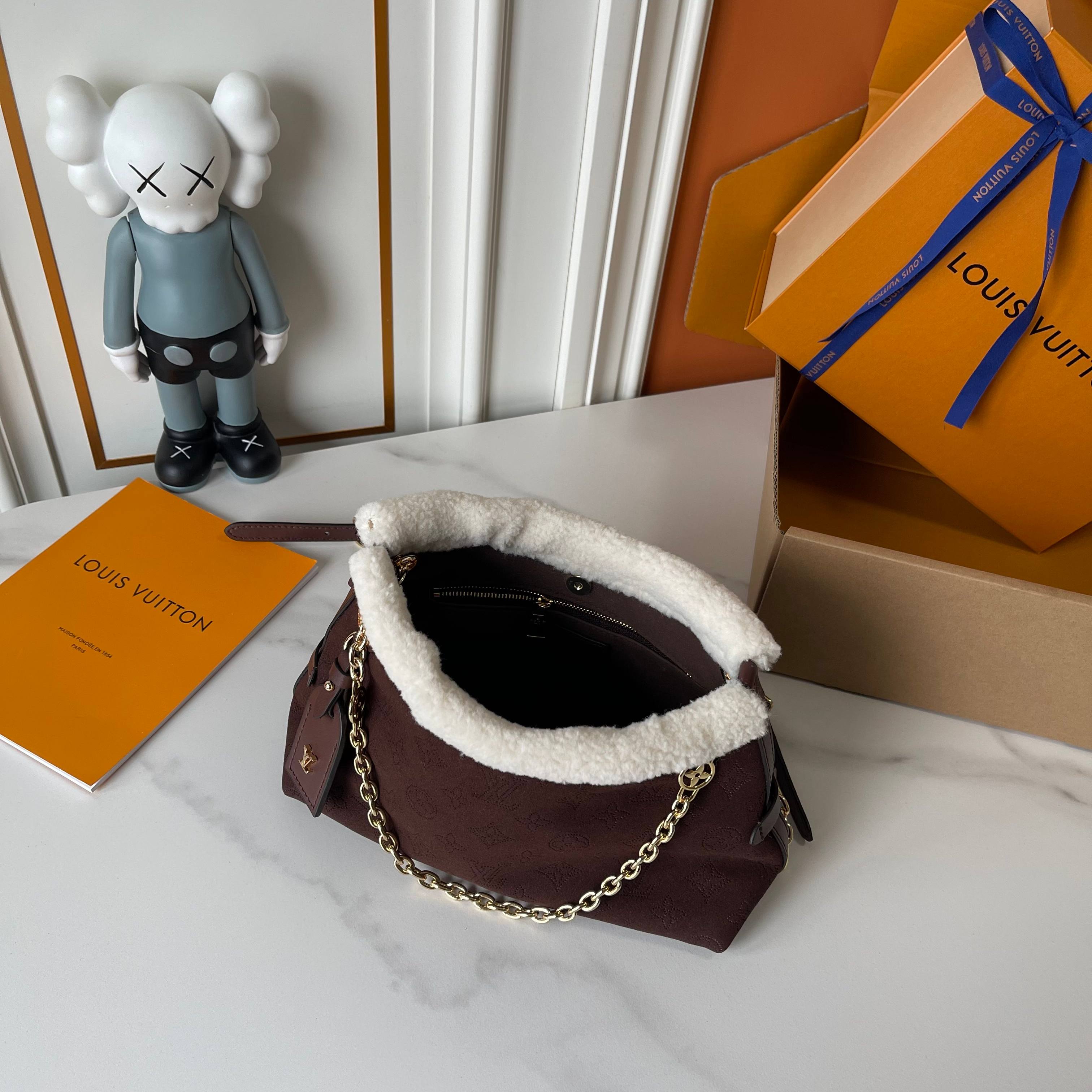 New Luxury LV Bag 12250